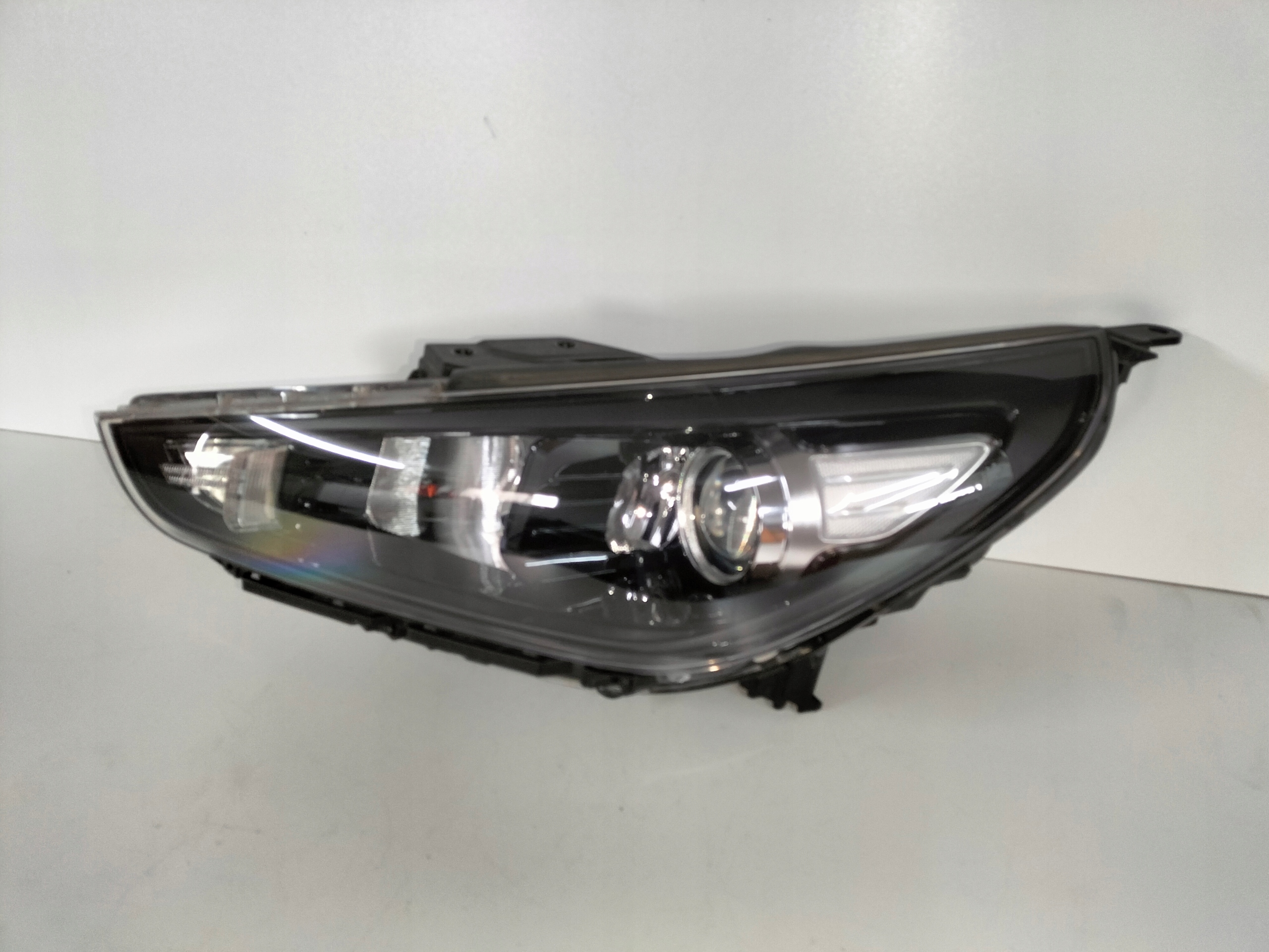LAVE PREDNE SVETLO HYUNDAI I30 III 17-20