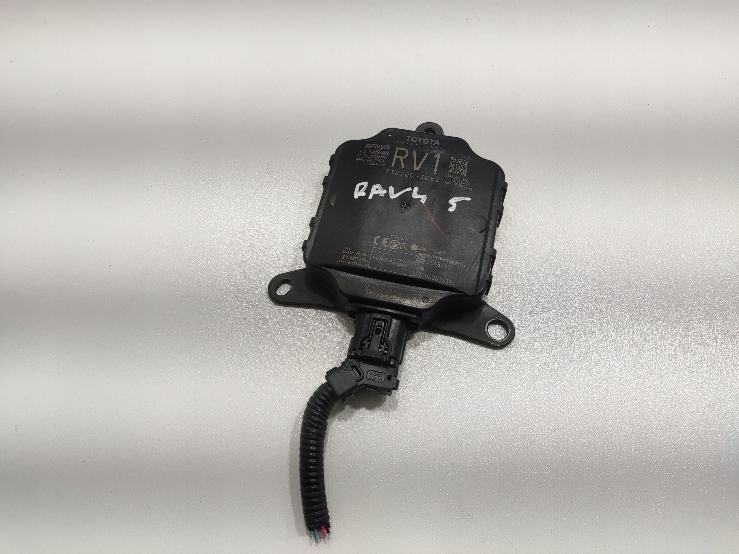 MODUL SENZOR MRTVEHO UHLA TOYOTA RAV4 V 88162-42090 2019-2024