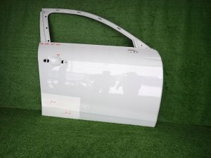 AUDI A4 B9 8W0 LIFT 19- PRAVE PREDNE DVERE AUDI A4 B9 8W0 LIFT 19- PRAVE PREDNE DVERE