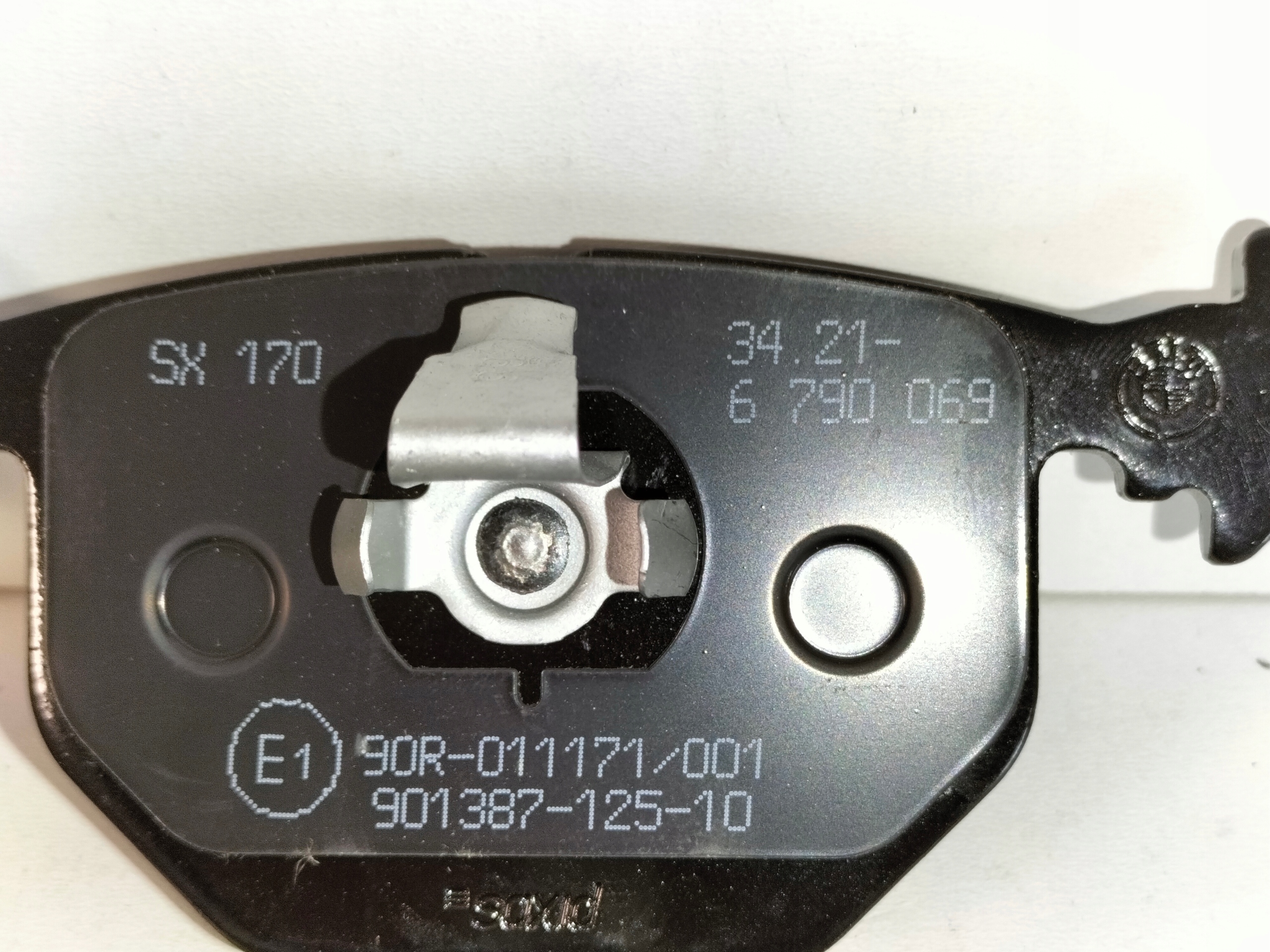 BRZDOVE PLATNICKY  ZAD BMW 3 E46 98- 3.0D BMW X3 E83 04- 2.0D 3.0D
