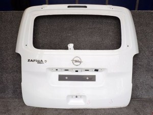 OPEL ZAFIRA C PROACE III ZADNA KAPOTA S VÝKLOPNÝM OKNOM OPEL ZAFIRA C PROACE III ZADNA KAPOTA S VÝKLOPNÝM OKNOM