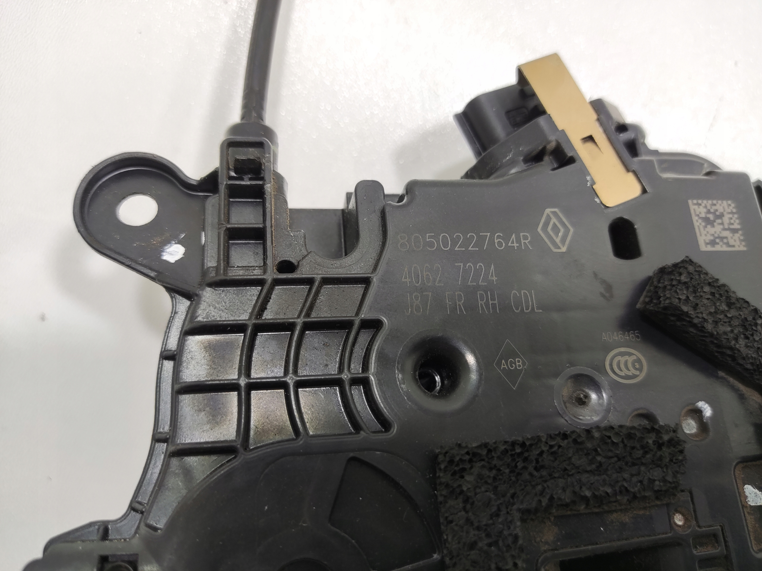 ZAMOK PRAVYCH PREDNYCH DVERI RENAULT CAPTUR I 805022764R 2013-2019