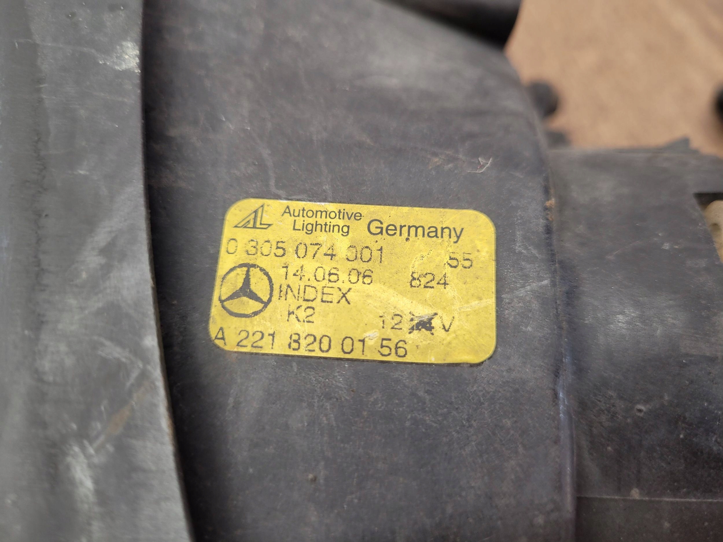 MERCEDES S W221 A2218200156 LAVY HMLOVKA