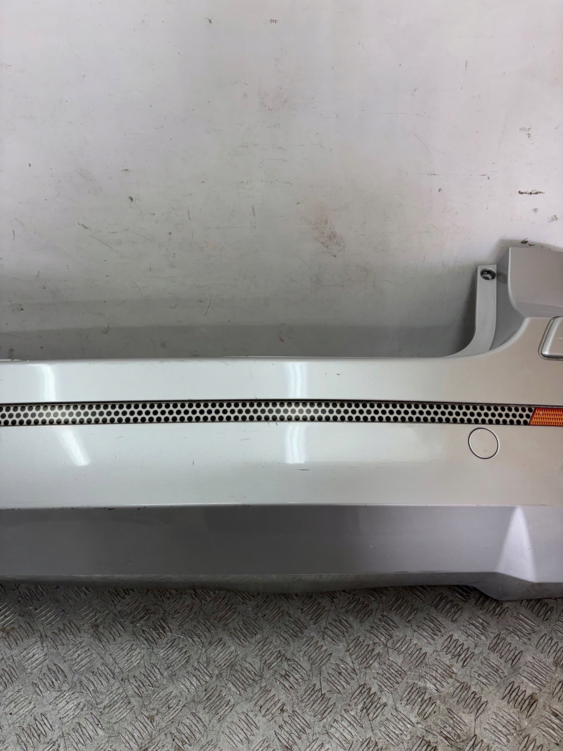 ZADNÝ NÁRAZNÍK MERCEDES B KLASA W245 LIFT