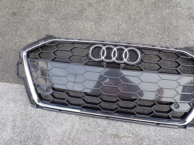AUDI A4 B9 S-LINE 8W0 LIFT 19- MRIEZKA LISTA