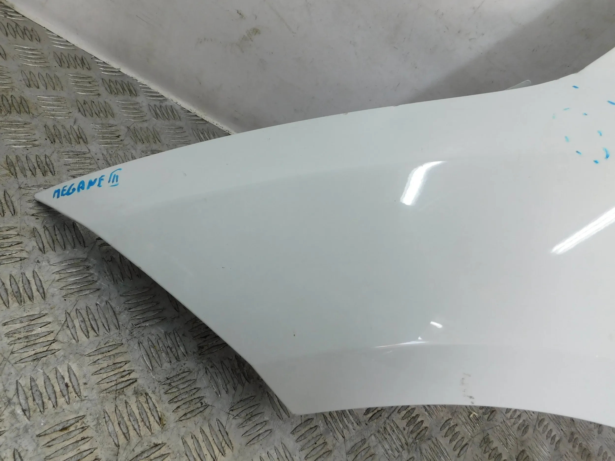 BLATNIK PREDNÝ LAVY RENAULT MEGANE III 3 08-