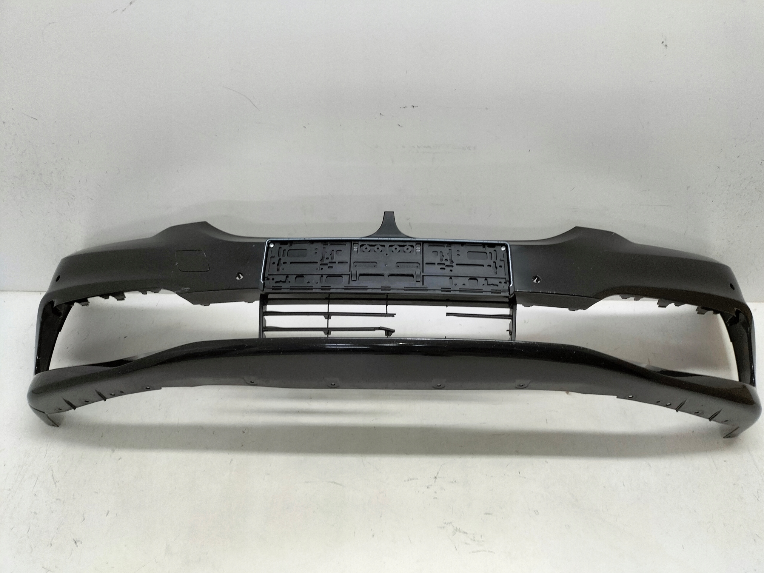 PREDNÝ NÁRAZNÍK BMW 5 G30 G31 17-20