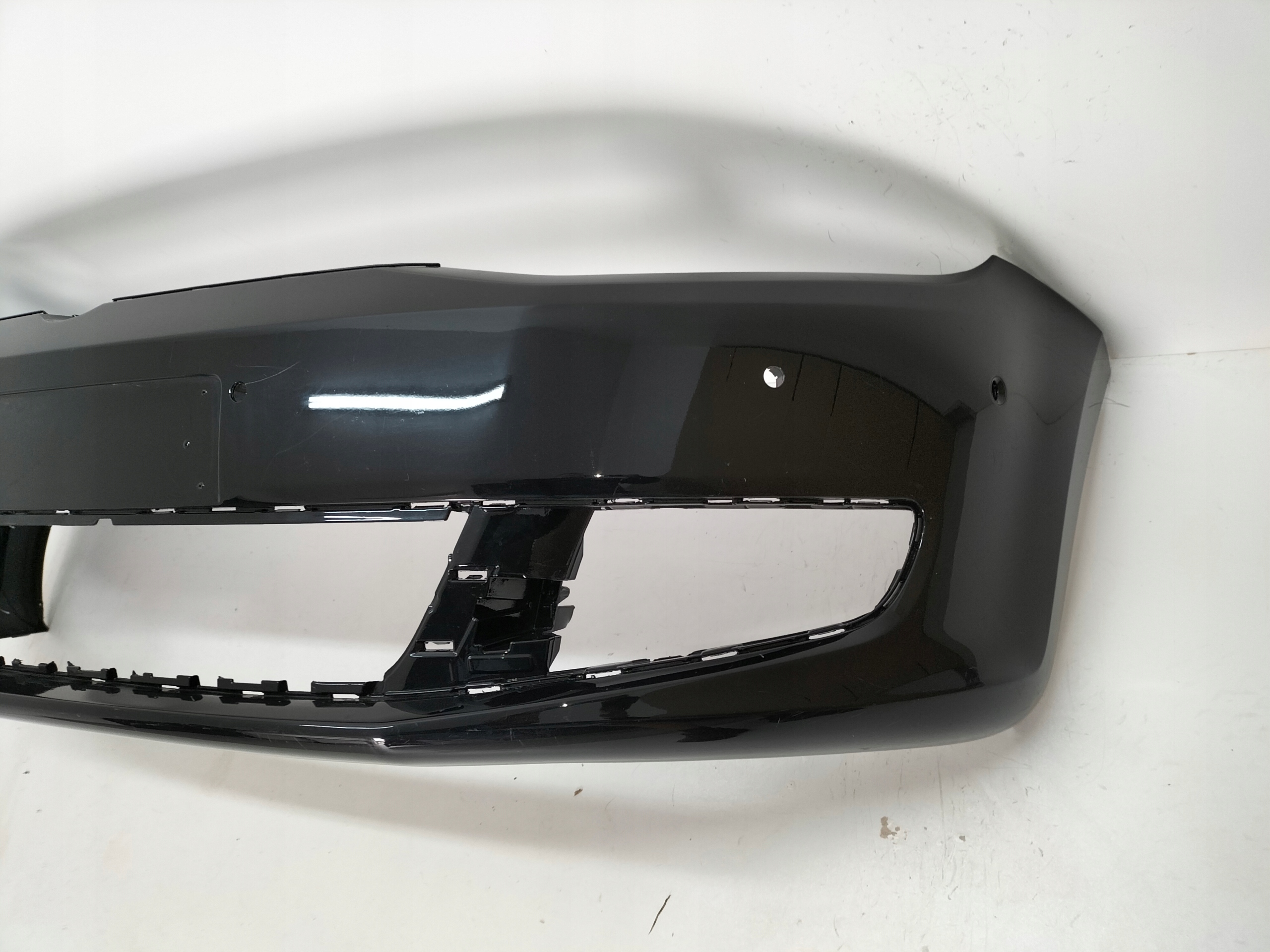 PREDNÝ NÁRAZNÍK VW SHARAN II 10-15