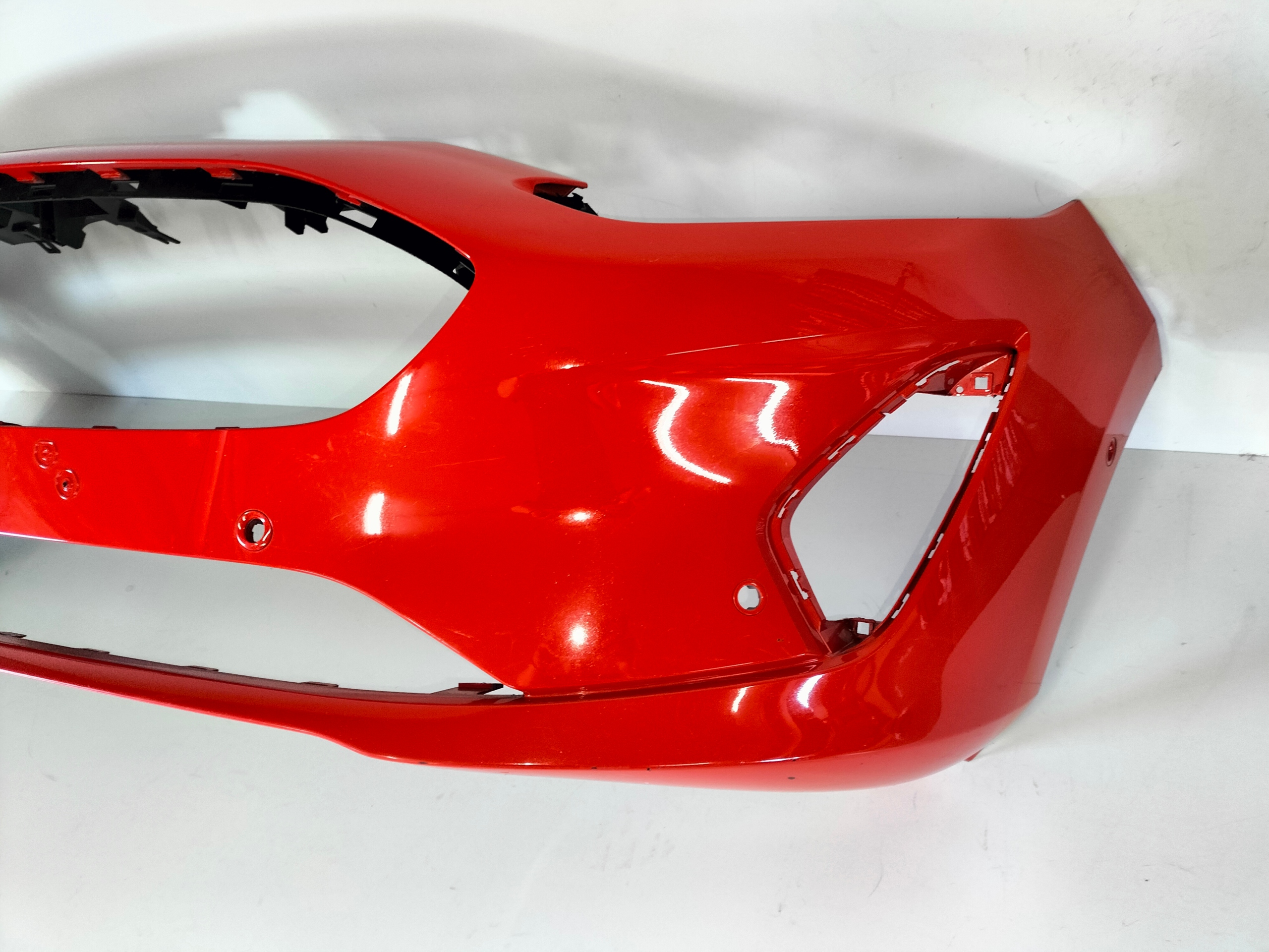 PREDNÝ NÁRAZNÍK FORD FIESTA MK8 17-