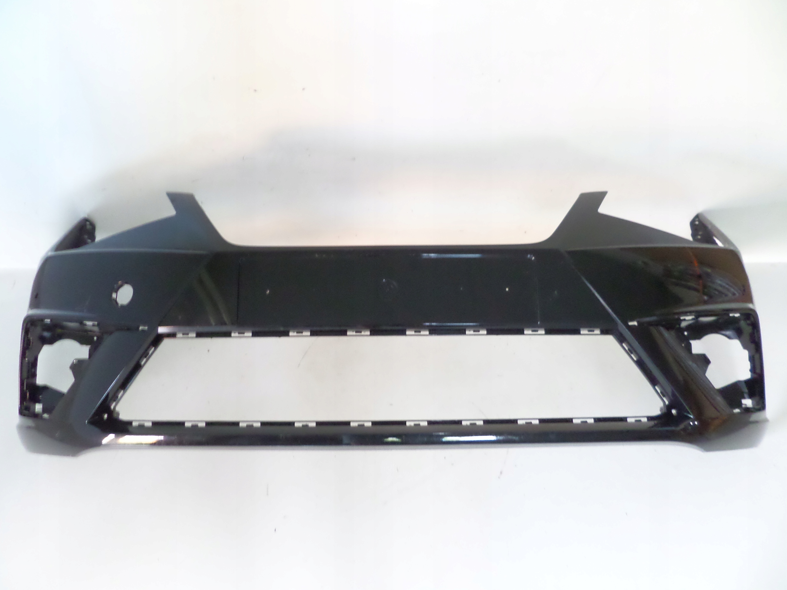 PREDNÝ NÁRAZNÍK SEAT IBIZA V 6F0 17-