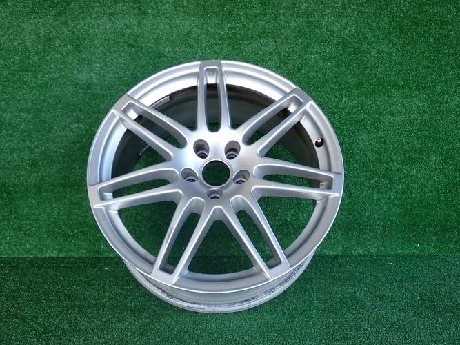 AUDI A6 4G0 8,5Jx19 ET45 5×112 HLINIKOVY DISK ELEKTRON