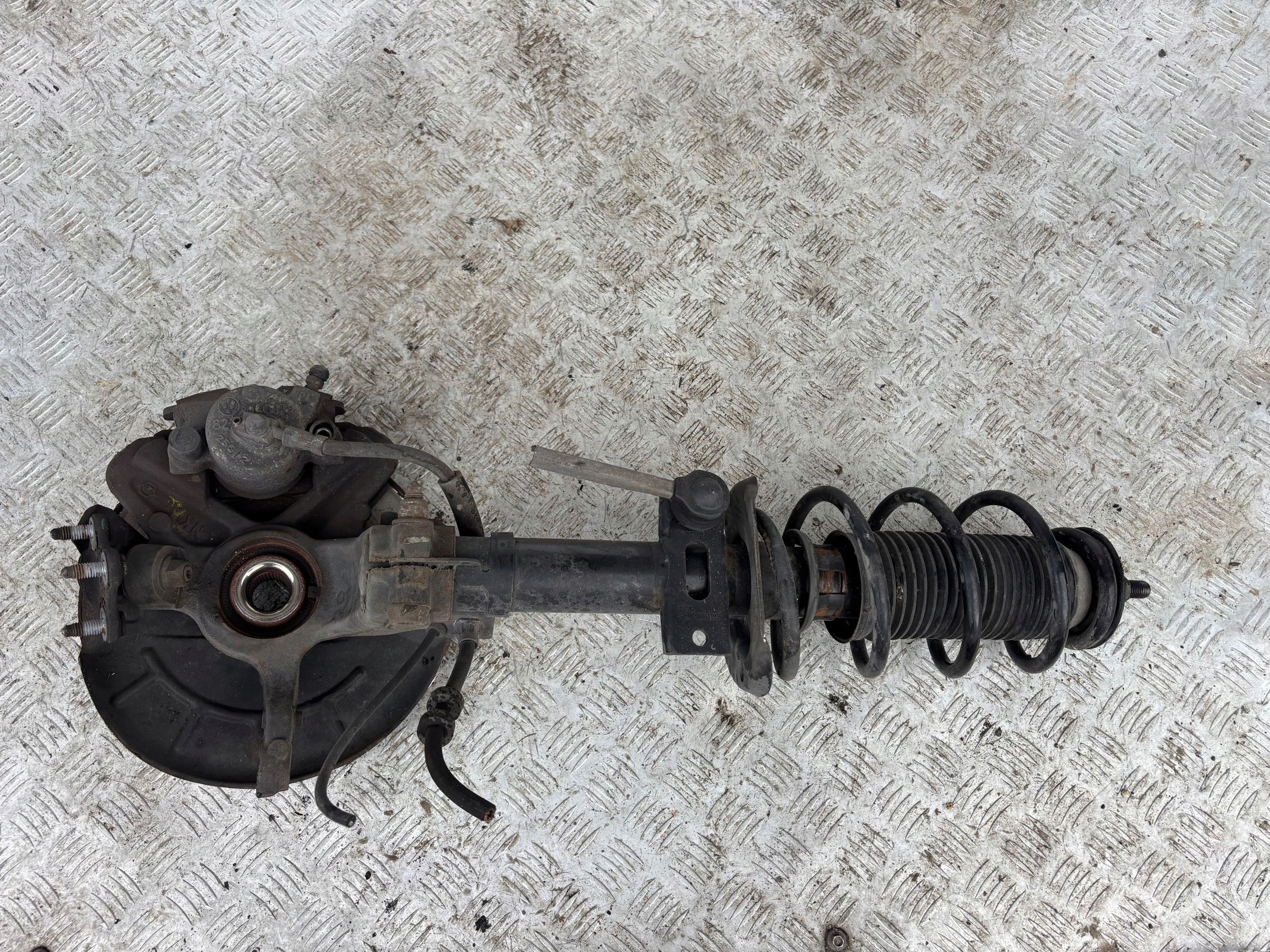 PRAVÝ OTOČ MCPHERSON VW POLO 6R 1.2 TDI