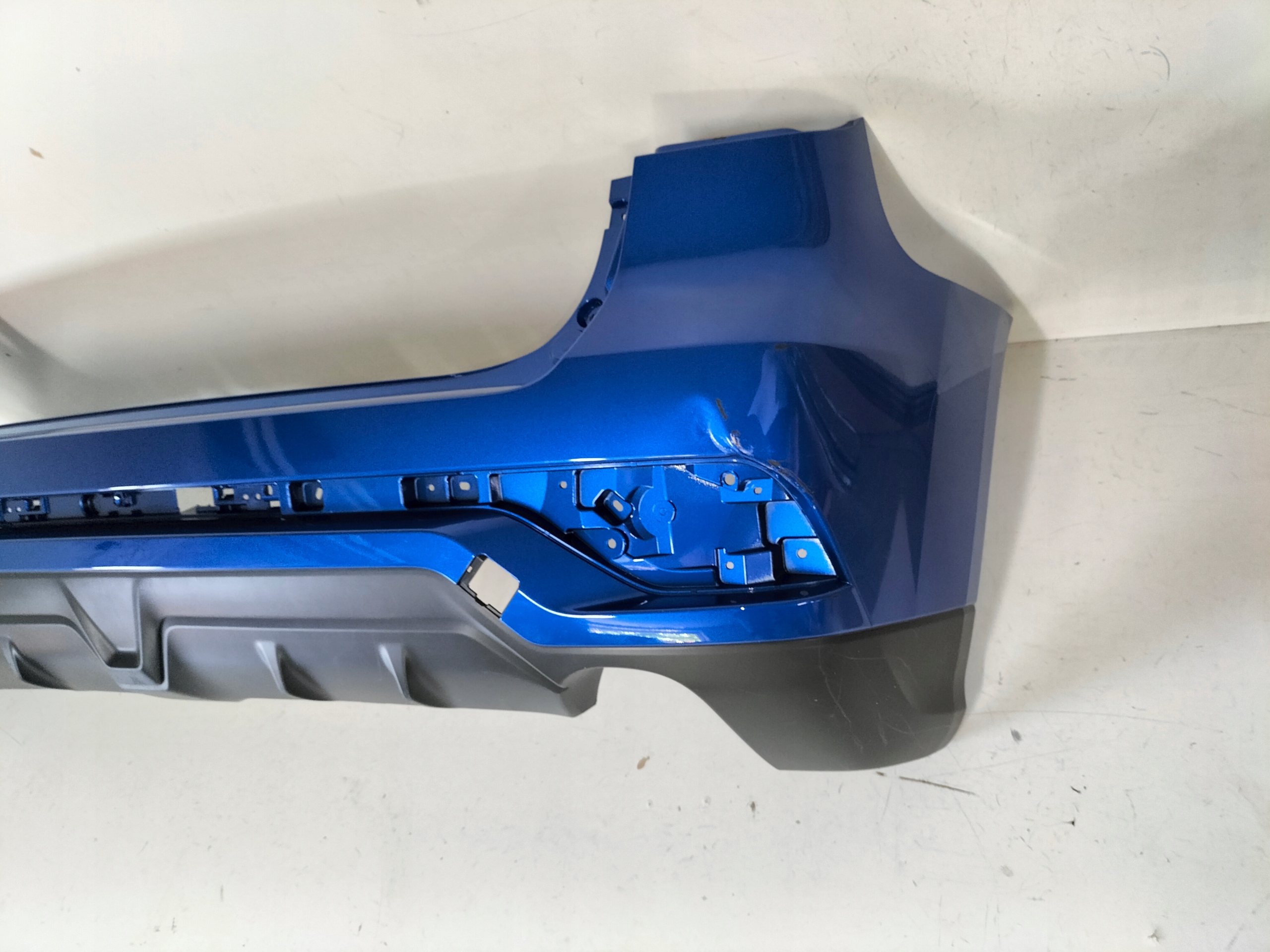 ZADNÝ NÁRAZNÍK MITSUBISHI ASX LIFT 17-19