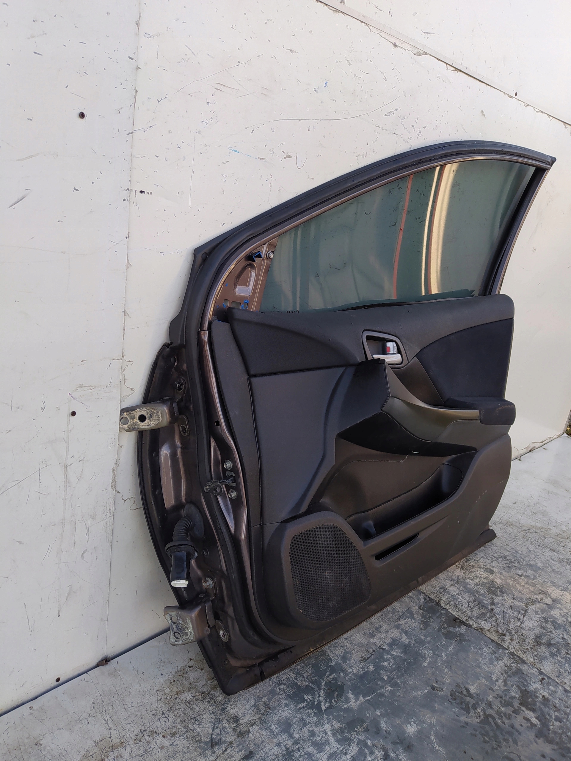 HONDA CIVIC IX HB DVERE PREDNÉ PRAVÉ
