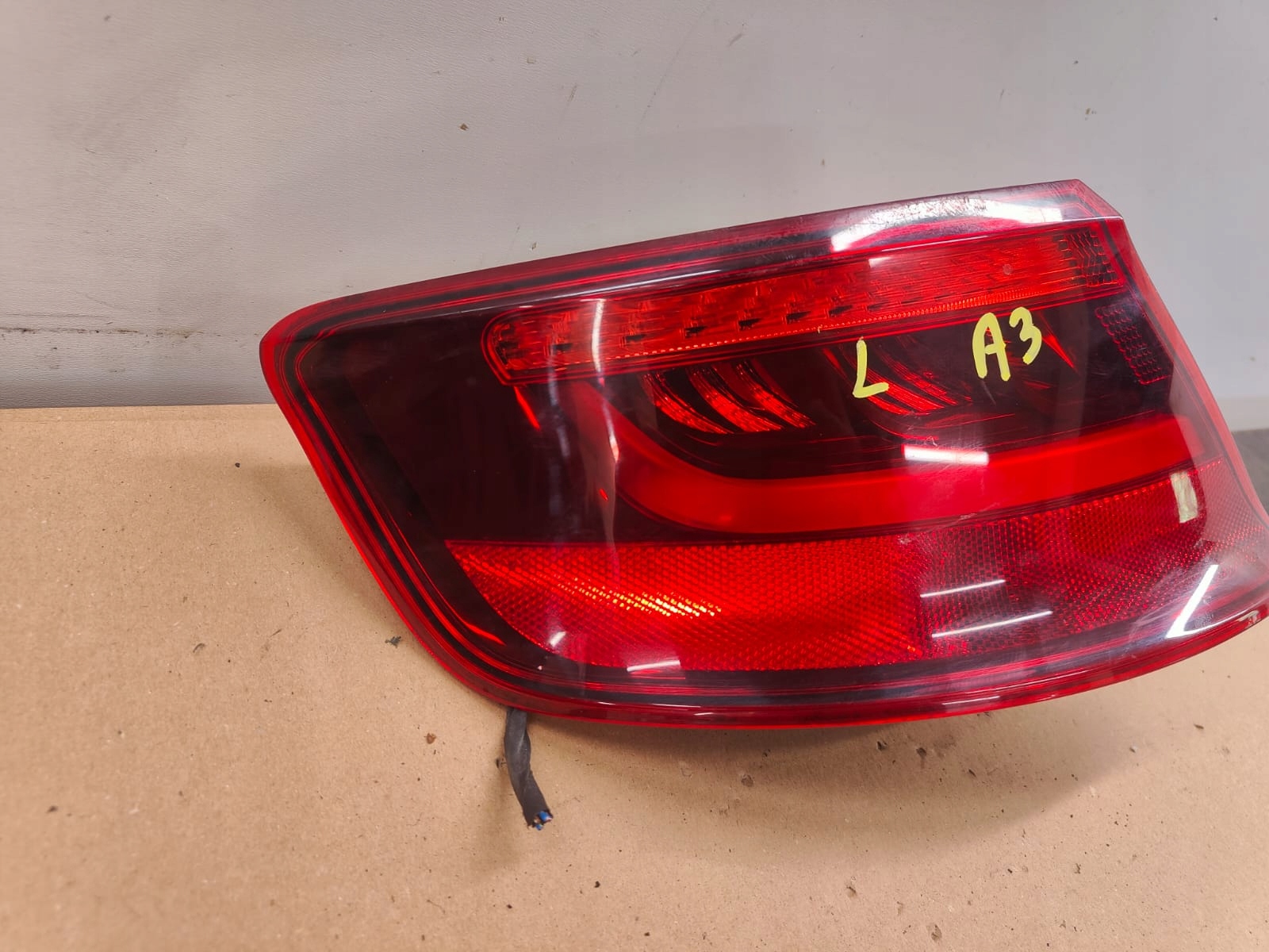 Audi a3 8v 13- 8V4945095D LAVE ZADNE SVETLO