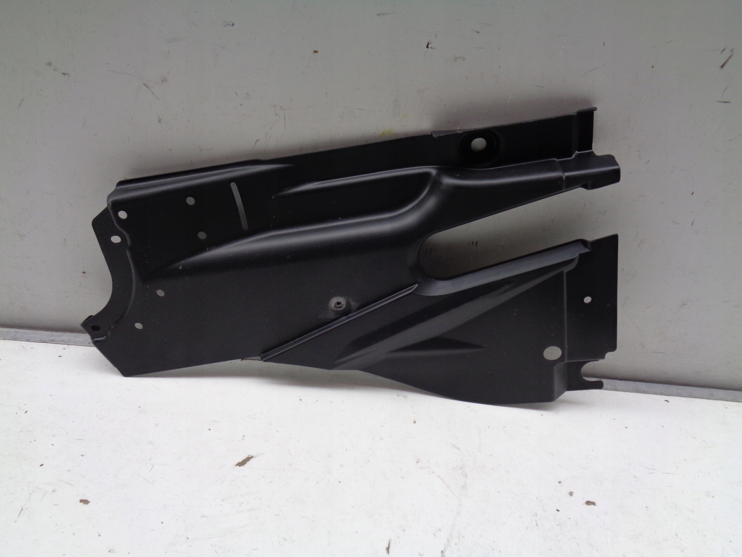 NOVA KRYT PODVOZKU SEAT EXEO 3R 3R0 08-