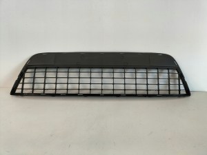 STREDOVÁ LIŠTA MRIEŽKA PREDNÉHO NÁRAZNÍKA FORD MONDEO MK4 07-10 STREDOVÁ LIŠTA MRIEŽKA PREDNÉHO NÁRAZNÍKA FORD MONDEO MK4 07-10