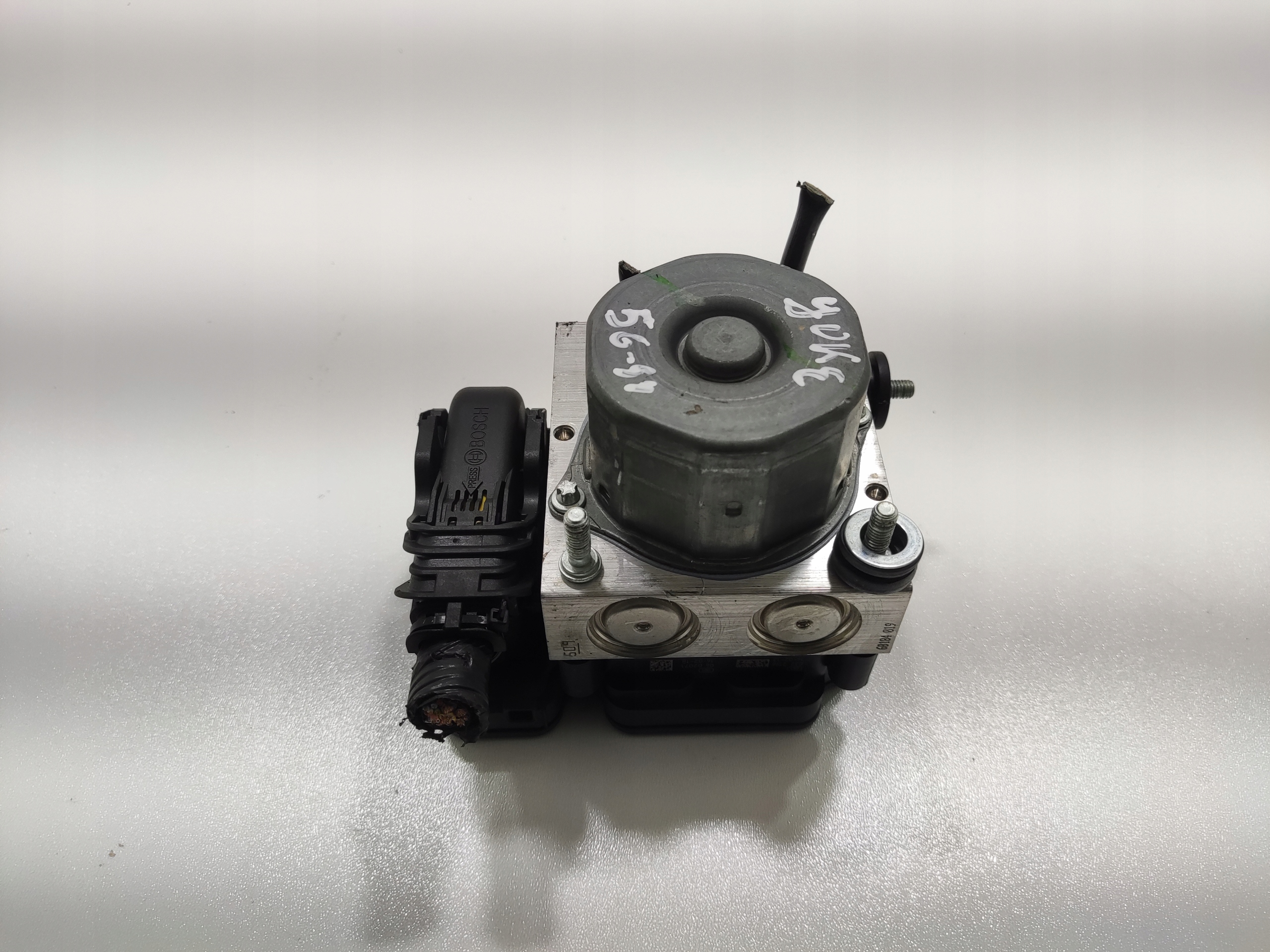 RIADIACA JEDNOTKA KOCKA ABS NISSAN JUKE I F15 2014-2019 LIFT 47660-4EA0E