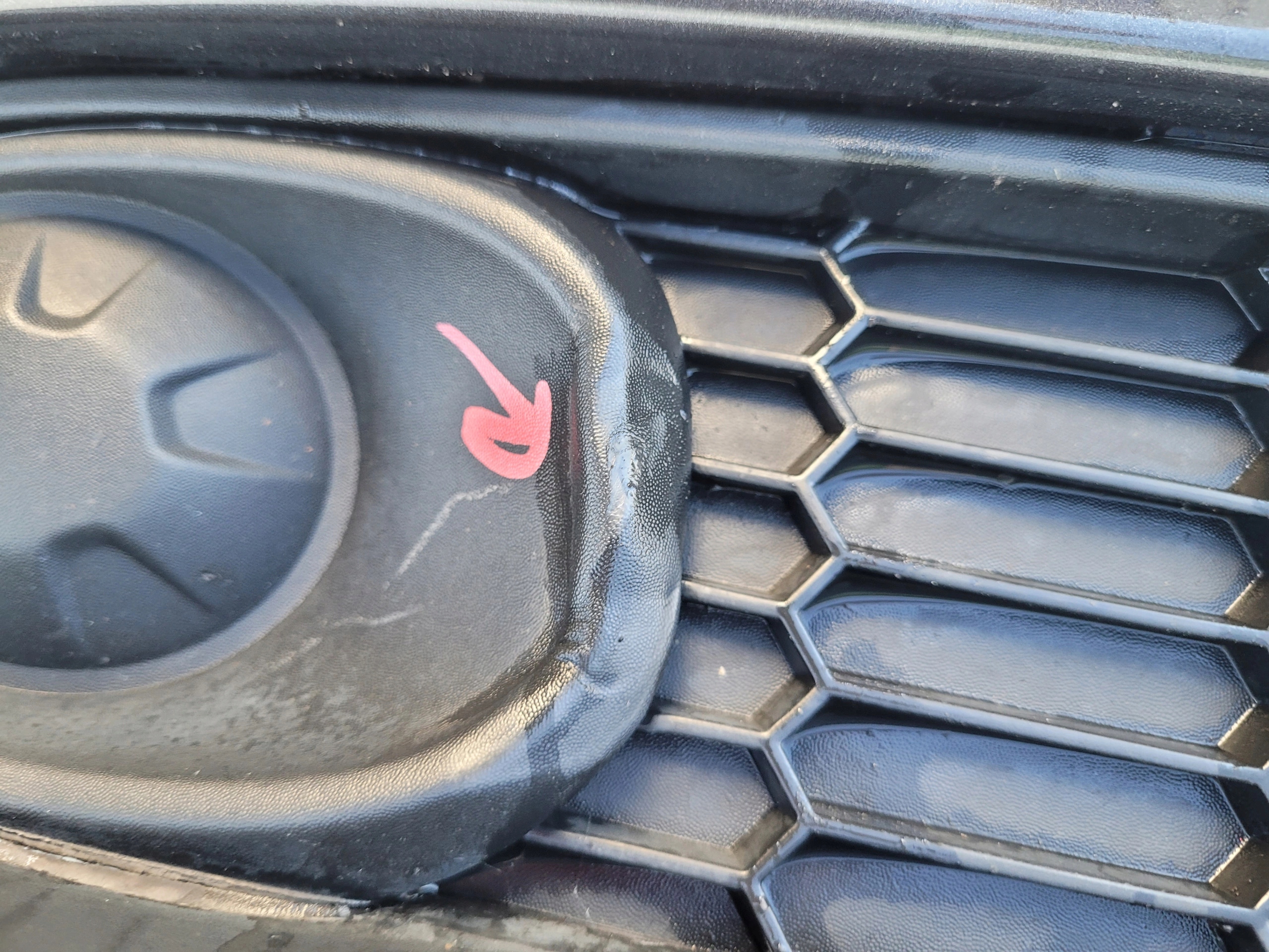 FIAT 500L 500 L PREDNÝ NÁRAZNÍK