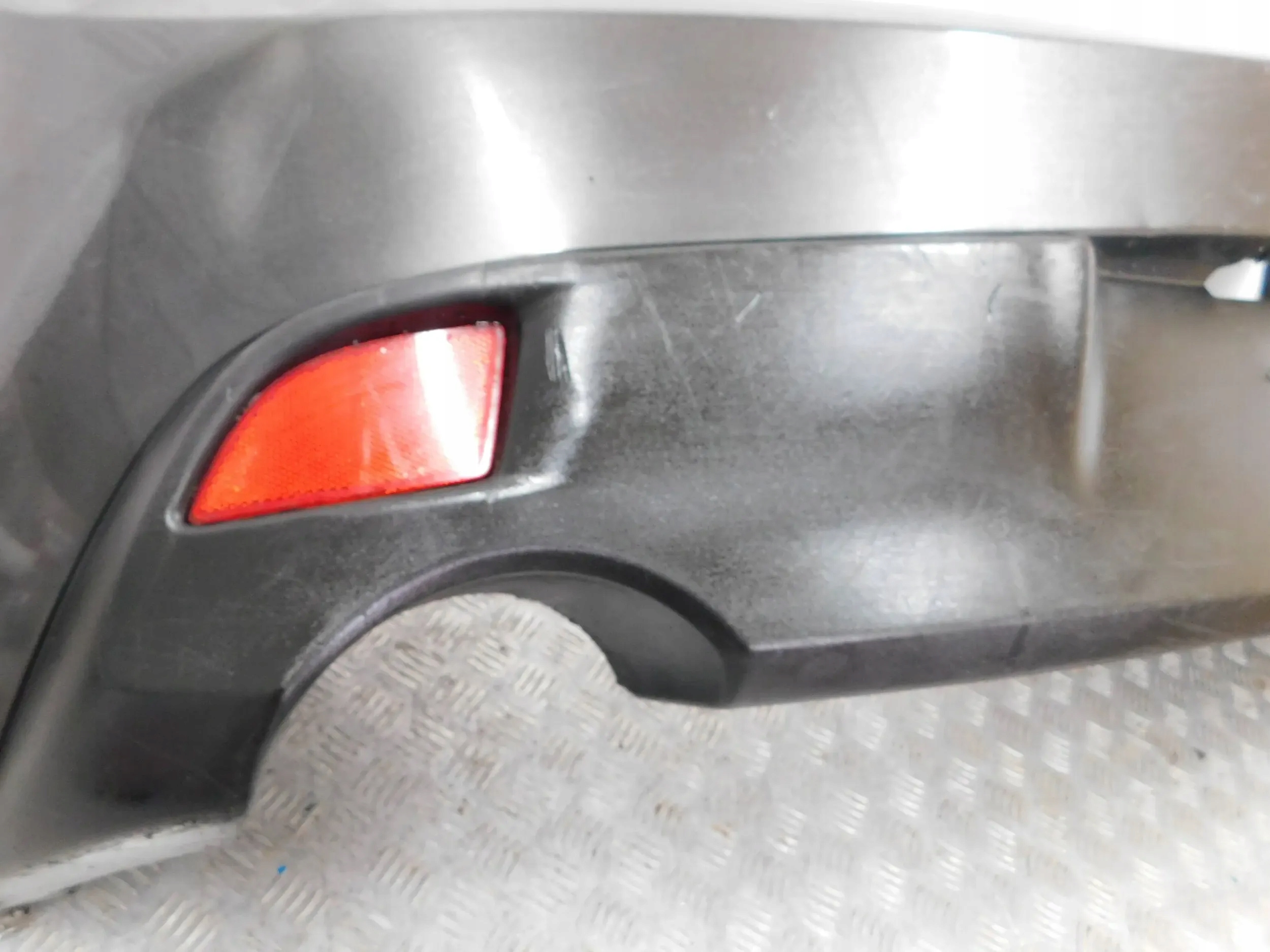 ZADNÝ NÁRAZNÍK MAZDA 3 BL 09-