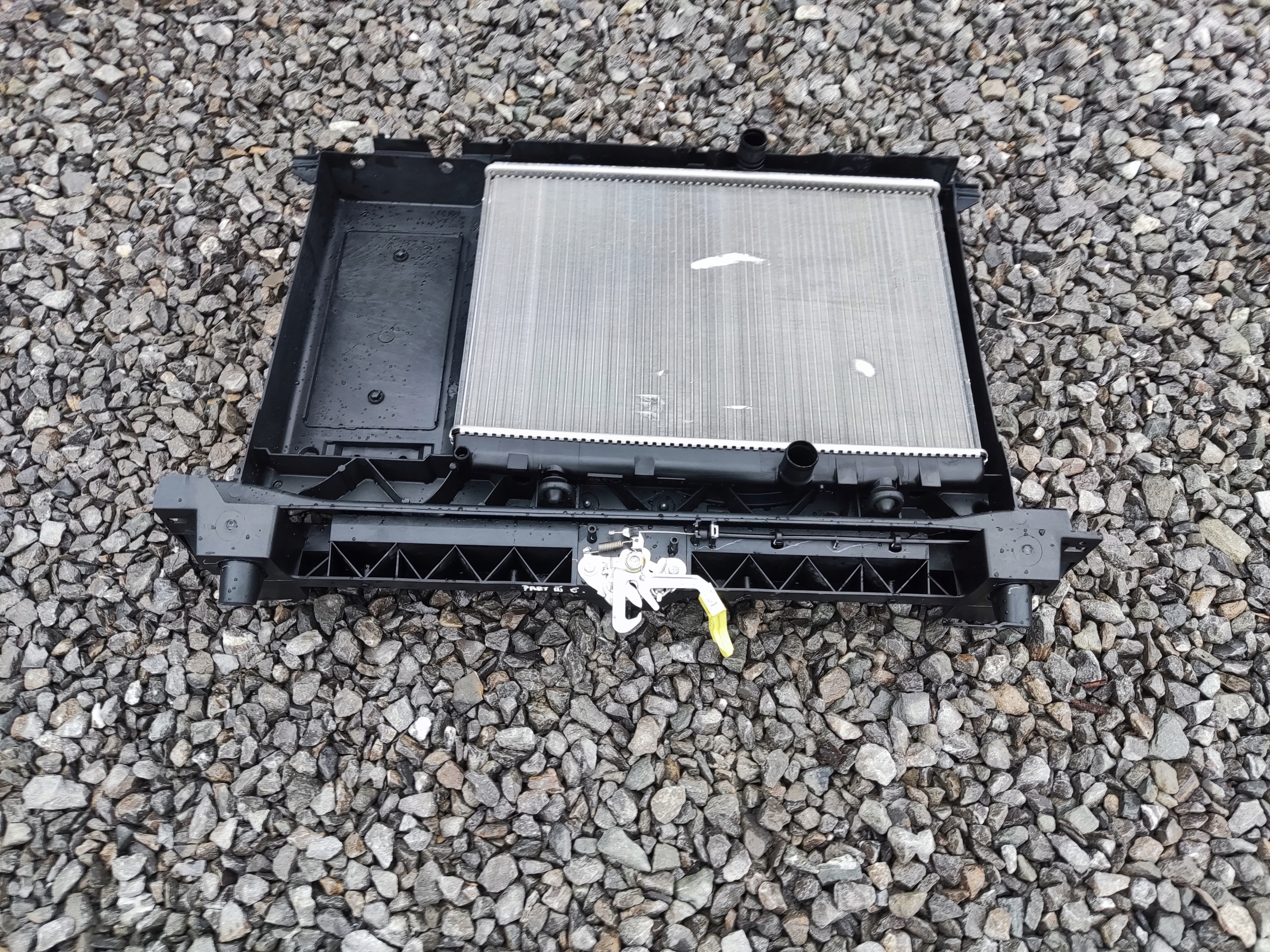 ČELO PREDNA CHLADICE VENTILATOR BERLINGO PARTNER III ELECTRIC 10-18