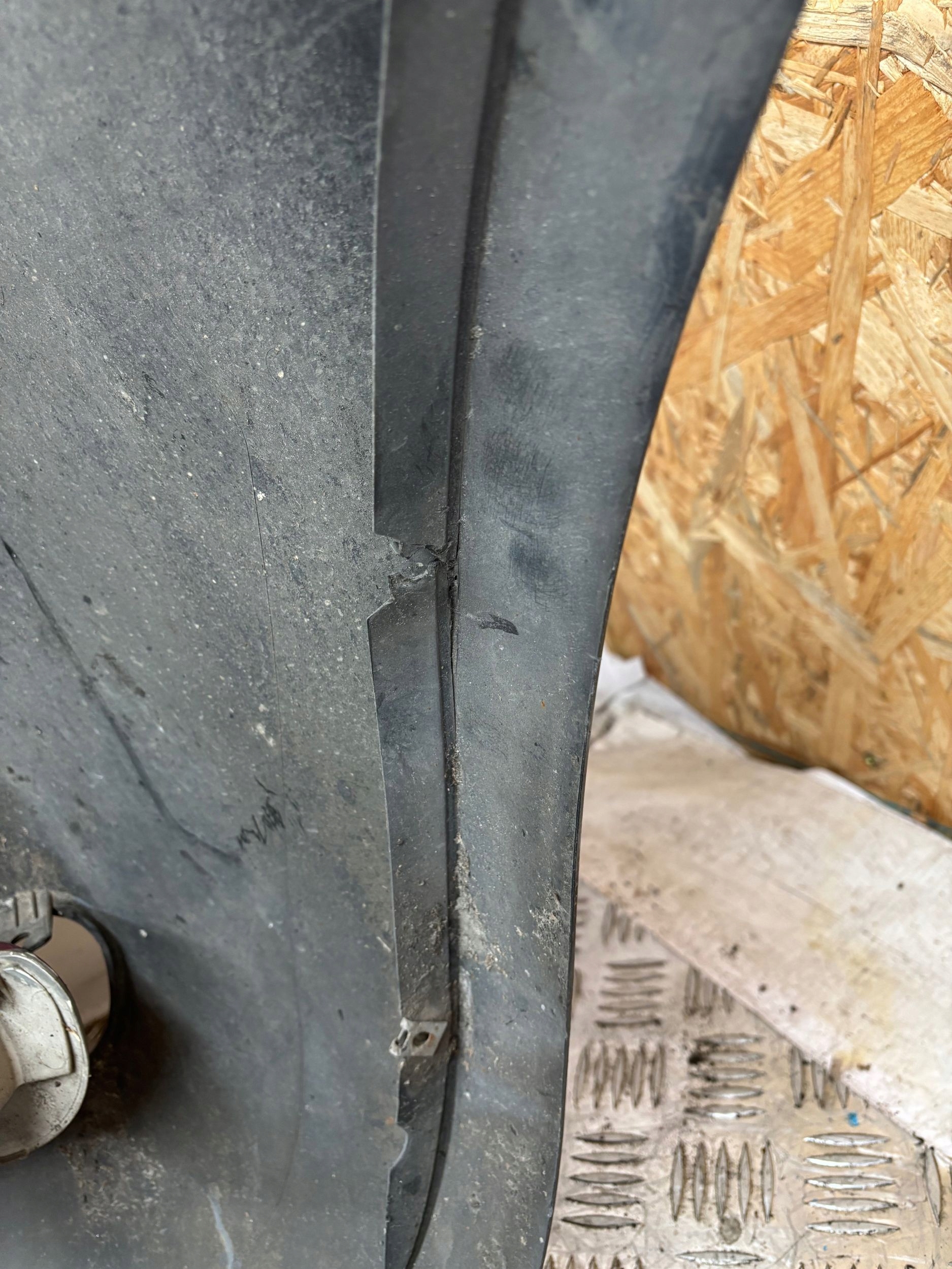 ZADNÝ NÁRAZNÍK FIAT PUNTO LIFT 12-