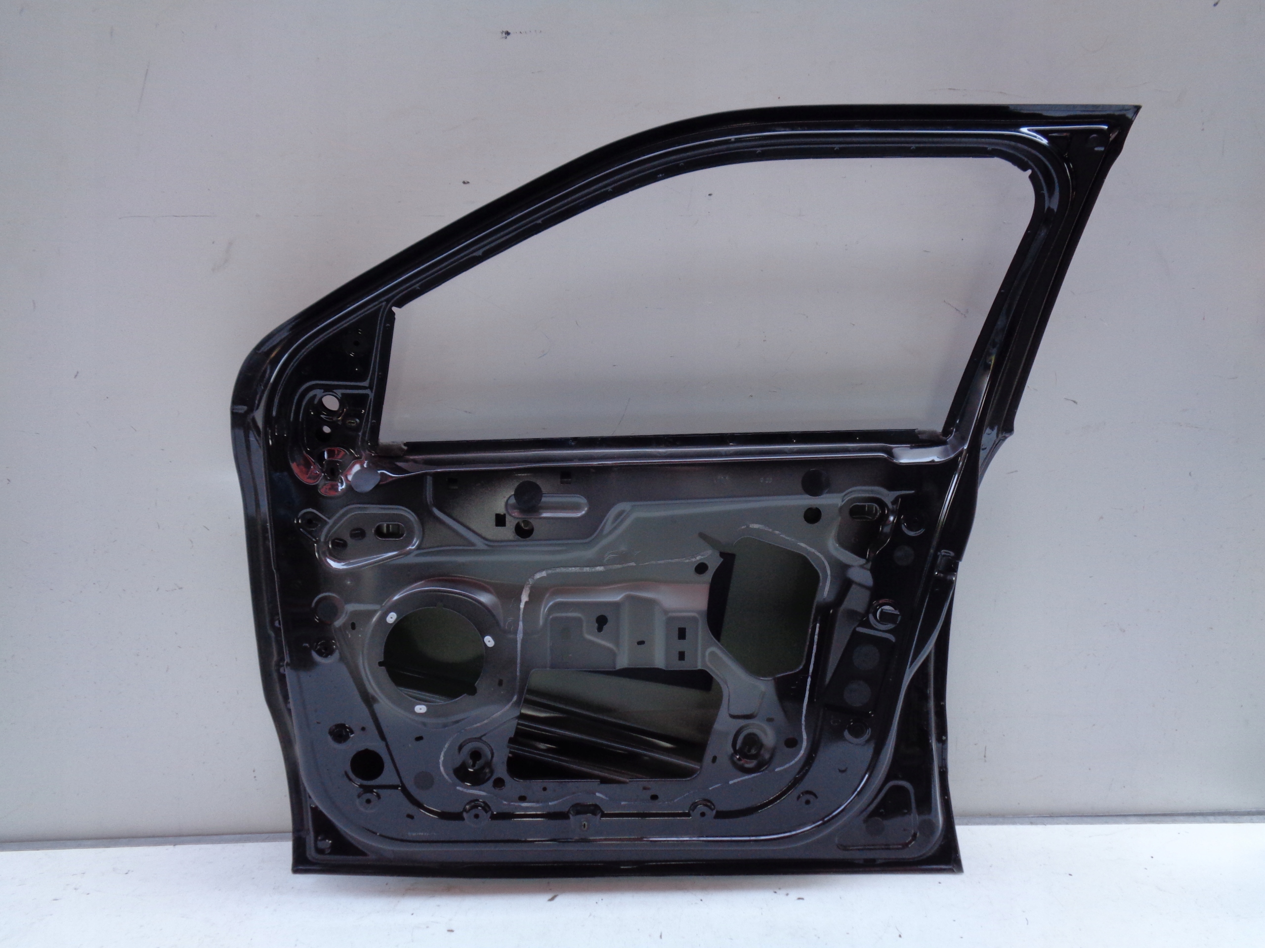 PRAVE PREDNE DVERE CITROEN C4 CACTUS 18- LIFT
