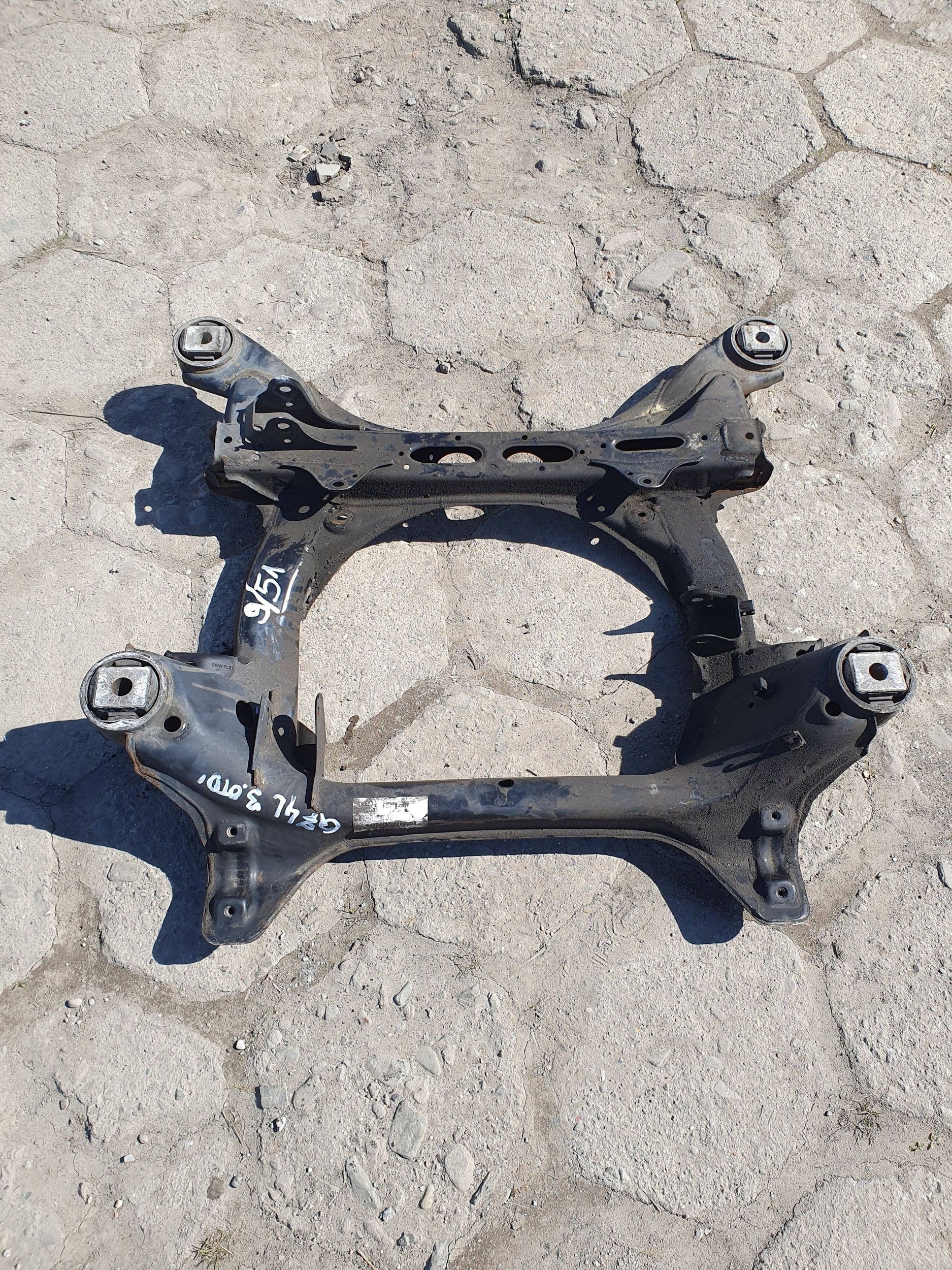 AUDI Q7 4L PREDNA NAPRAVA 7L0499314