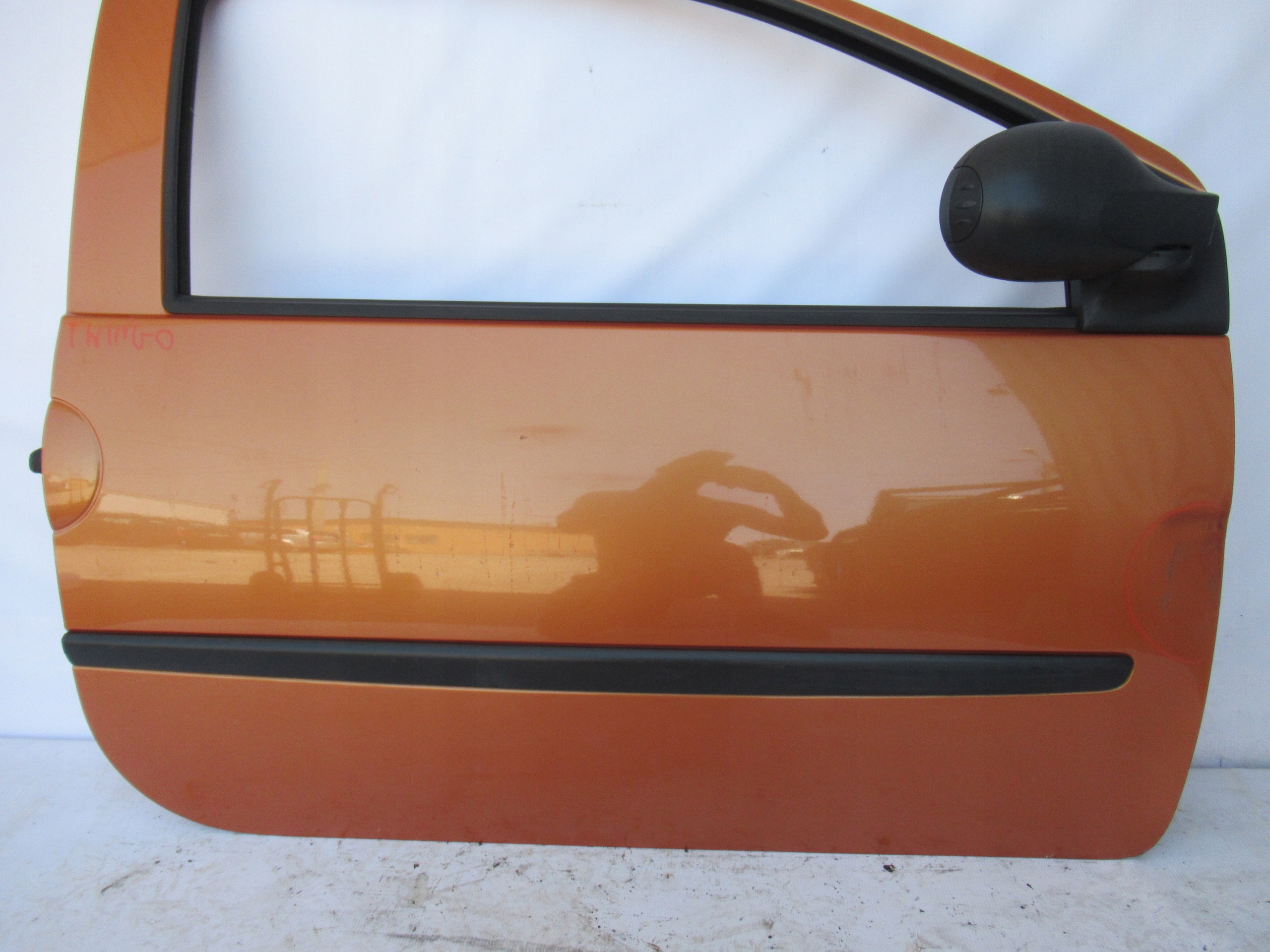 PRAVE DVERE RENAULT TWINGO II 07-