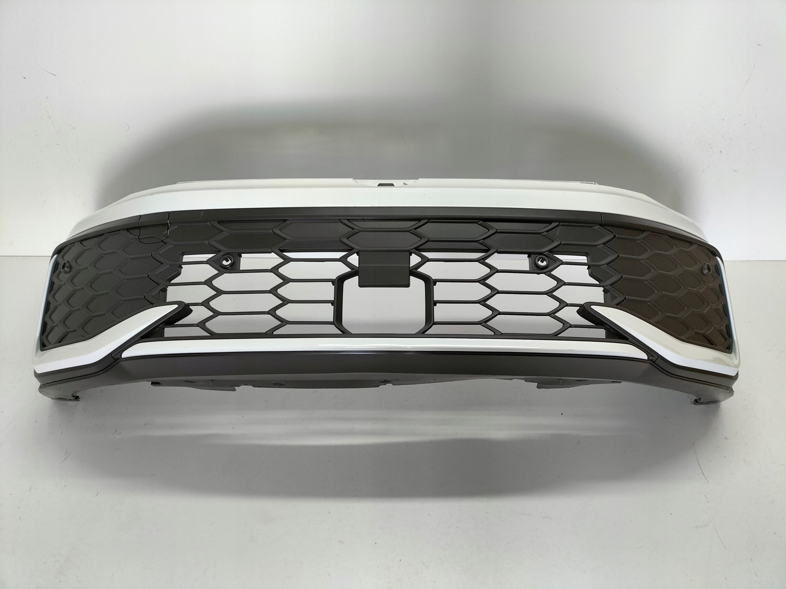 PREDNÝ NÁRAZNÍK VW GOLF 8 VIII LIFT 24- GTI