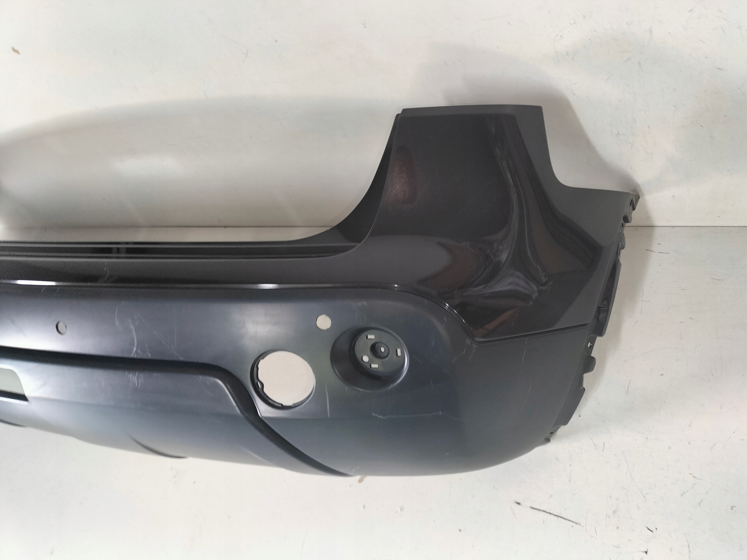 ZADNÝ NÁRAZNÍK NISSAN QASHQAI 06-09