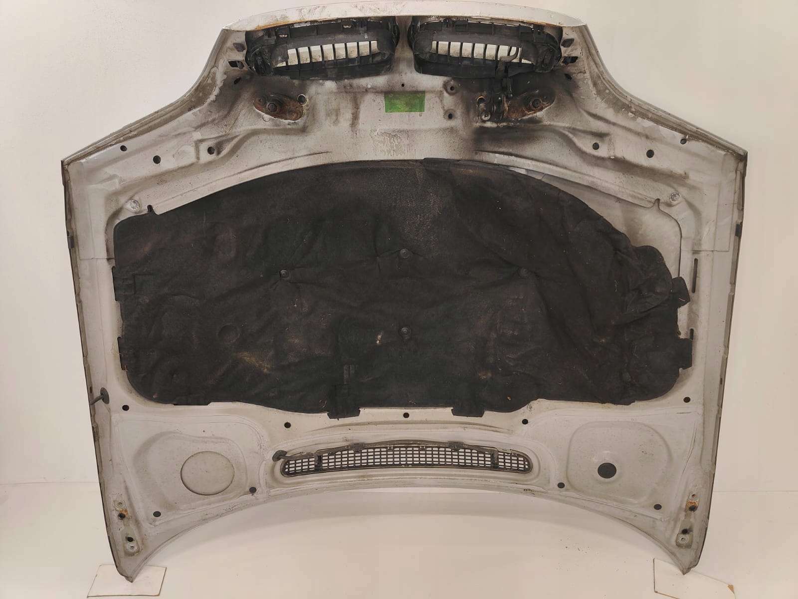BMW e46 3 III lift 01-04 SEDAN kombi PREDNÁ KAPOTA LIŠTA MRIEŽKAE
