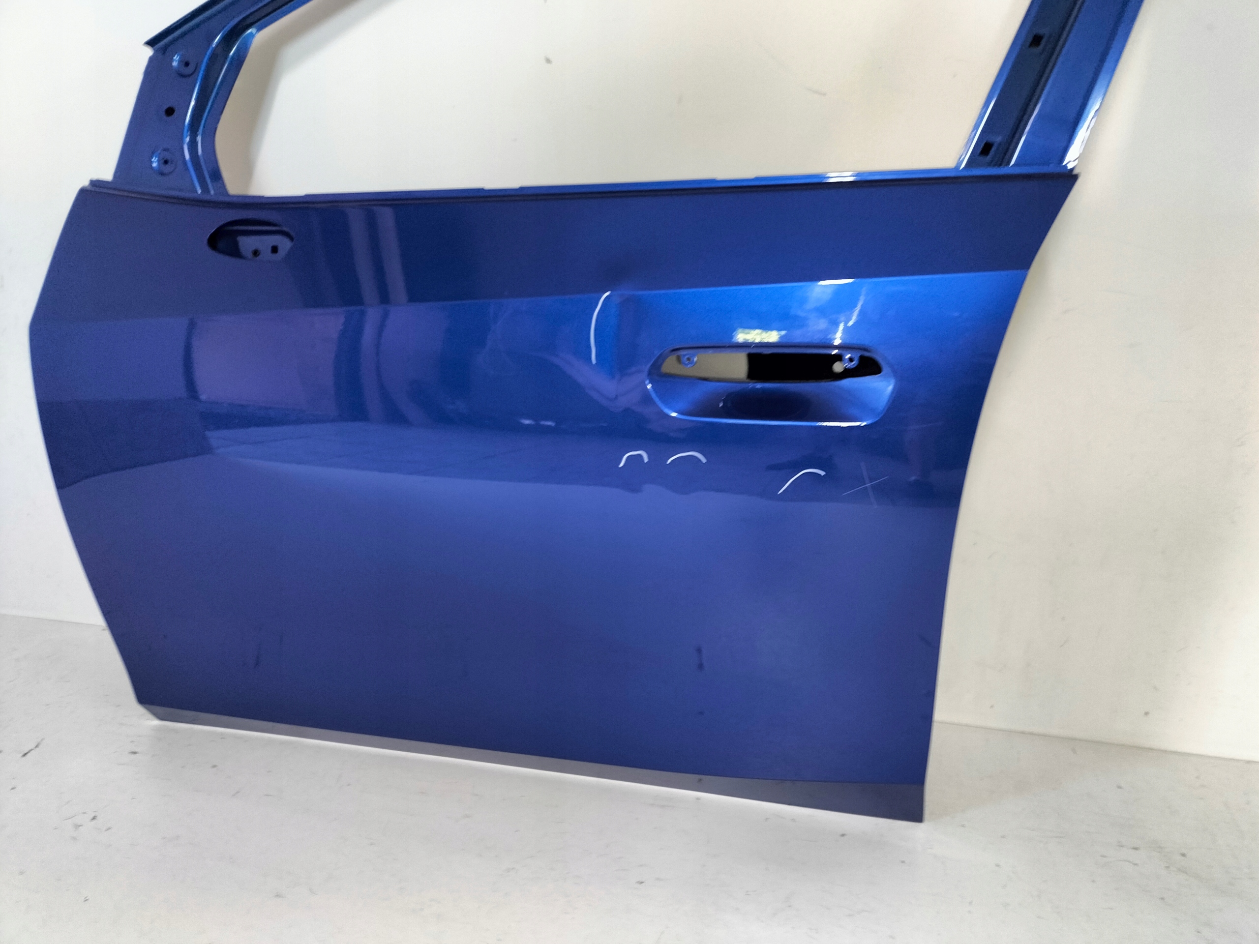 LAVE PREDNE DVERE BMW 2 U06 ACTIVE TOURER 21-
