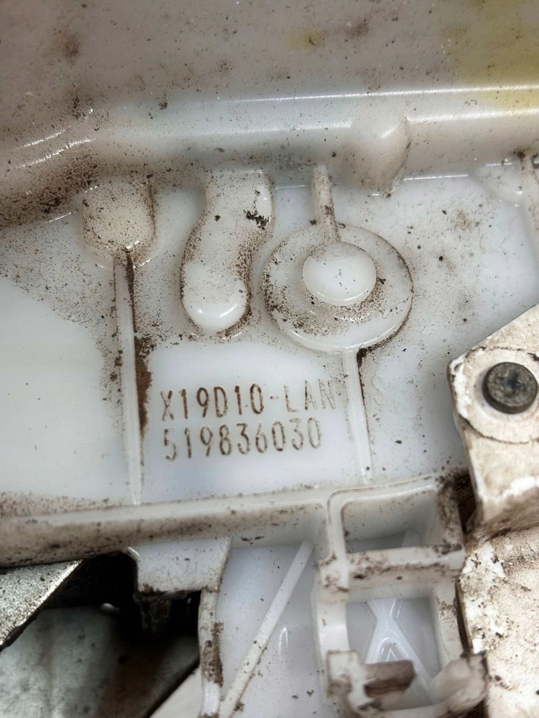 ZAMOK DVERE PREDNE LAVY FIAT TIPO II 16-