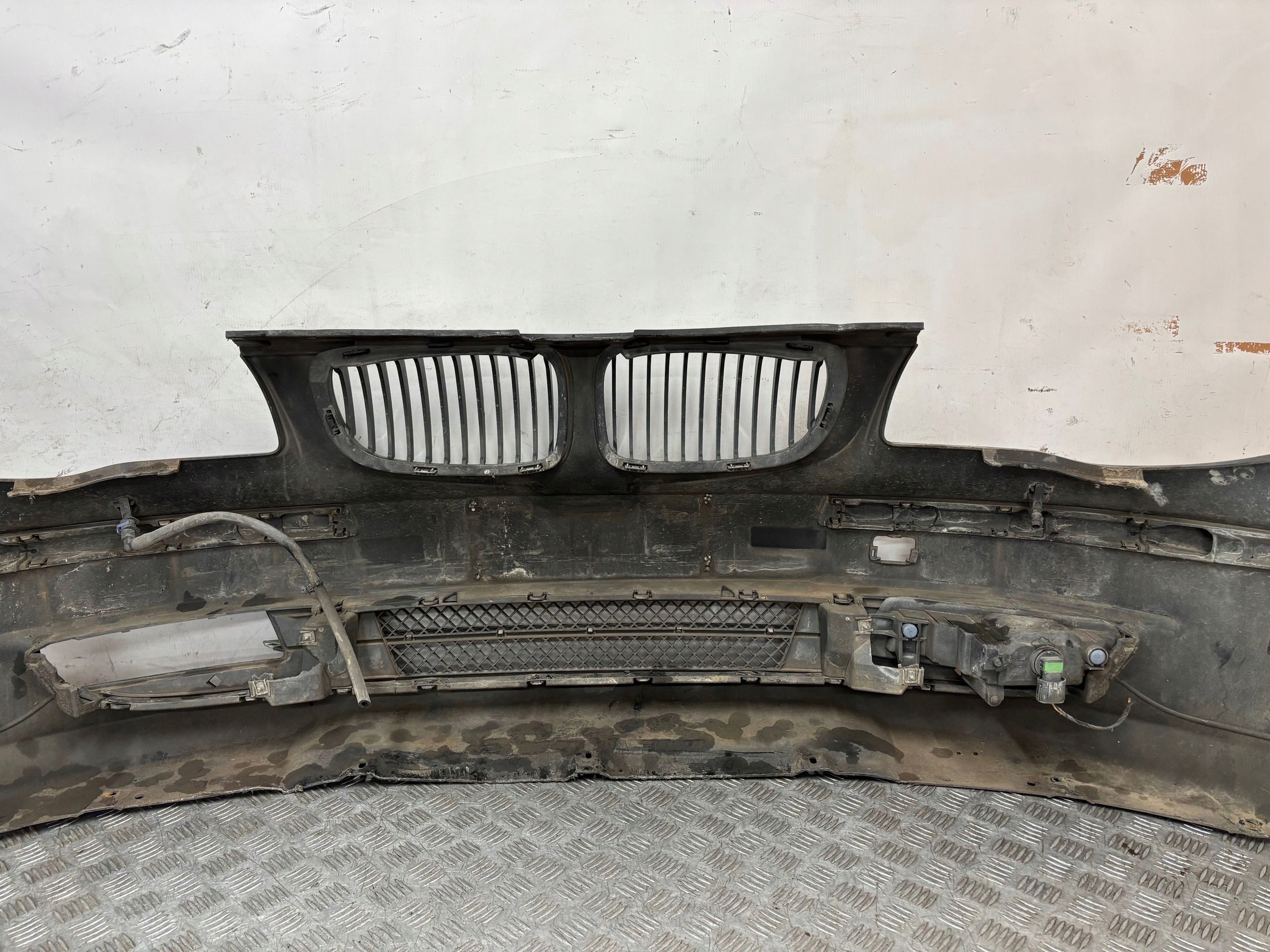 PREDNÝ NÁRAZNÍK BMW 1 E87 LIFT 07-