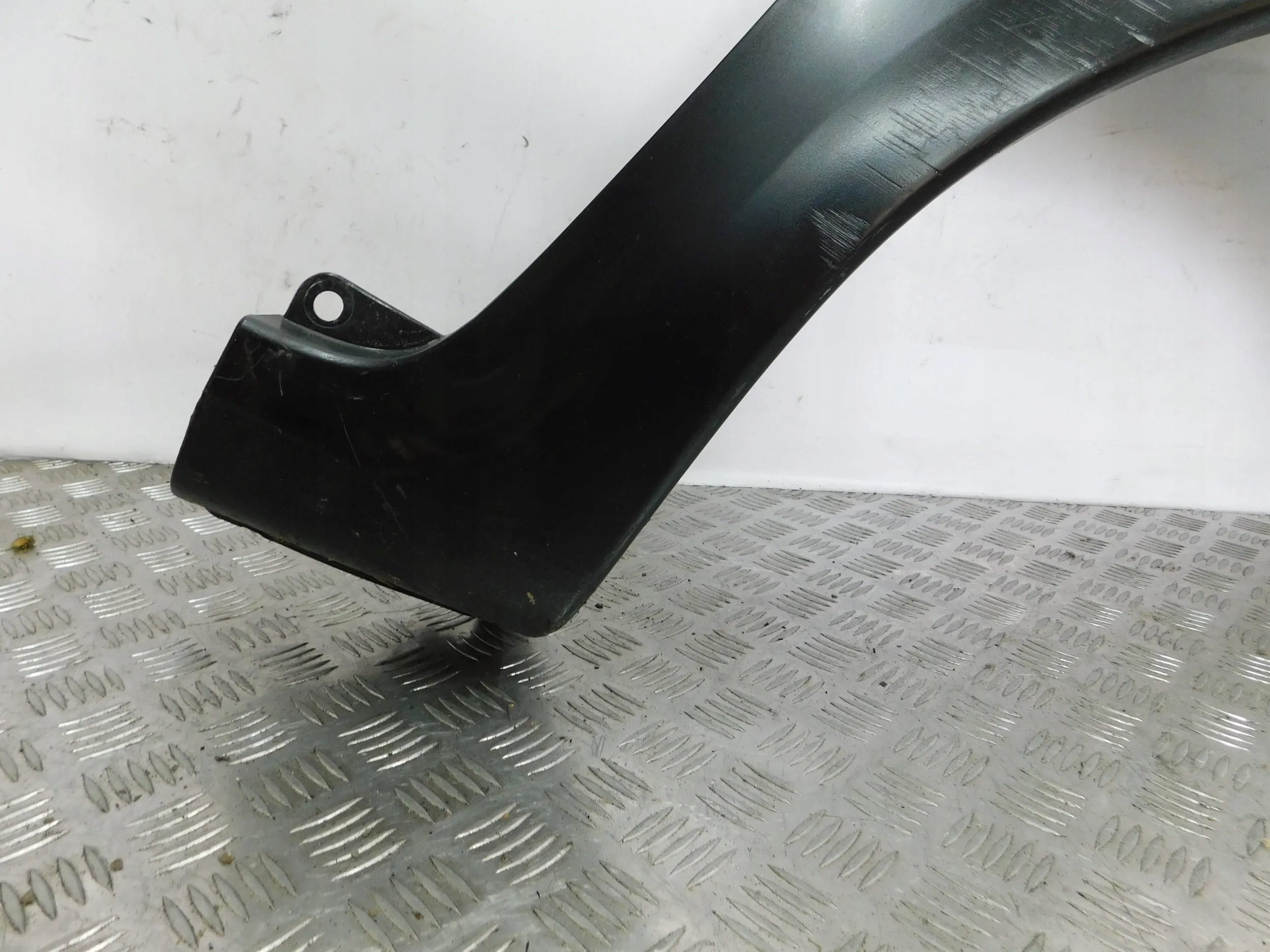 BLATNIK PREDNÝ PRAVY MODUS LIFT 08-