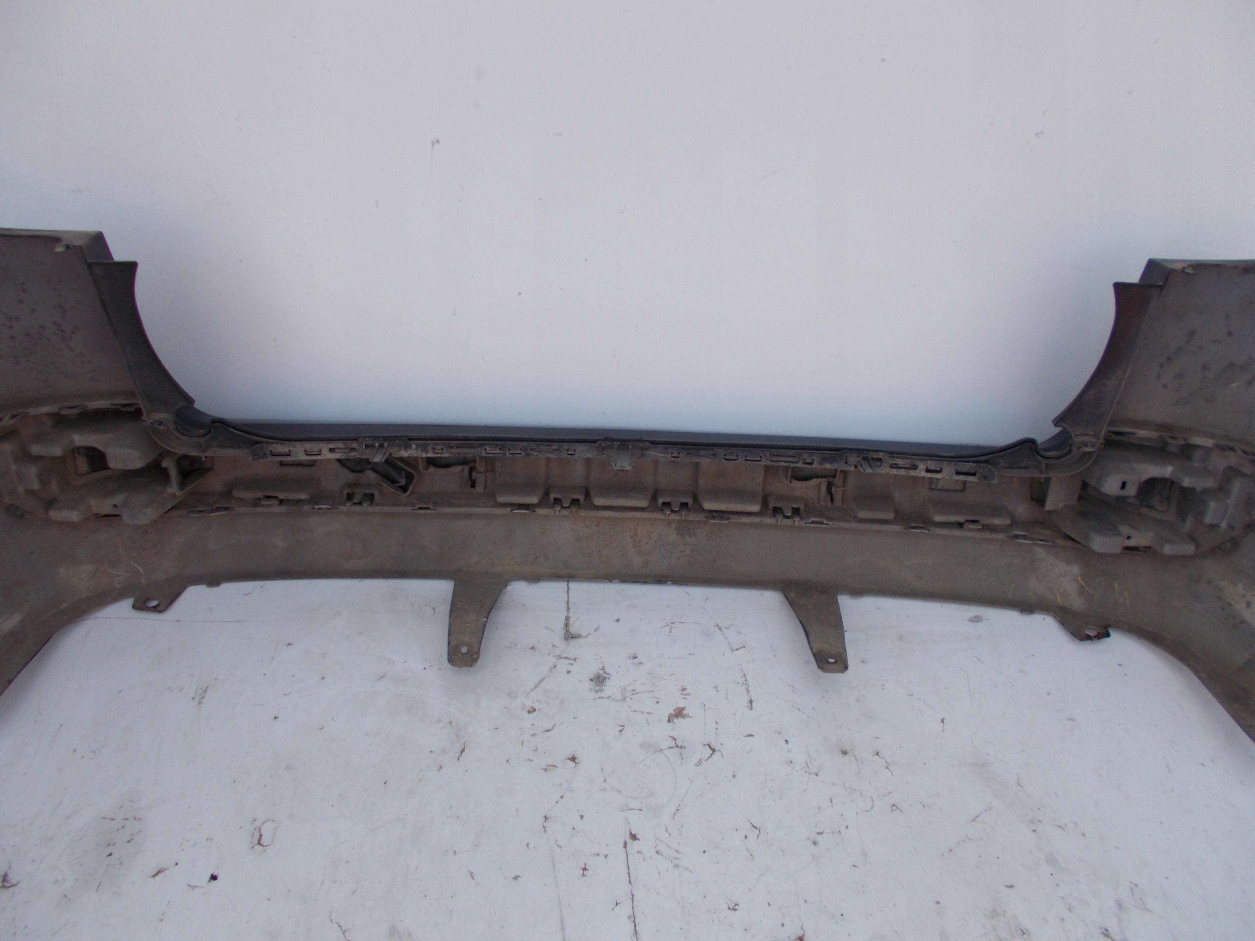 ZADNÝ NÁRAZNÍK PEUGEOT 207 SW KOMBI