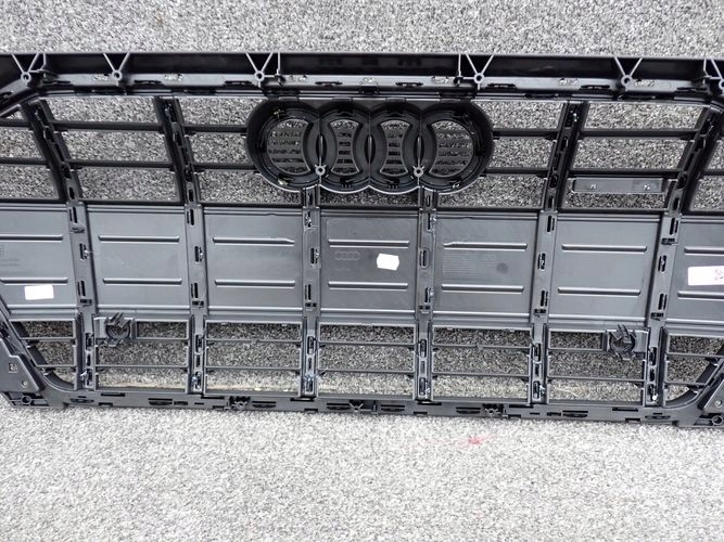 AUDI A4 B9 ALLROAD 8W0 LIFT 19- MRIEZKA LISTA