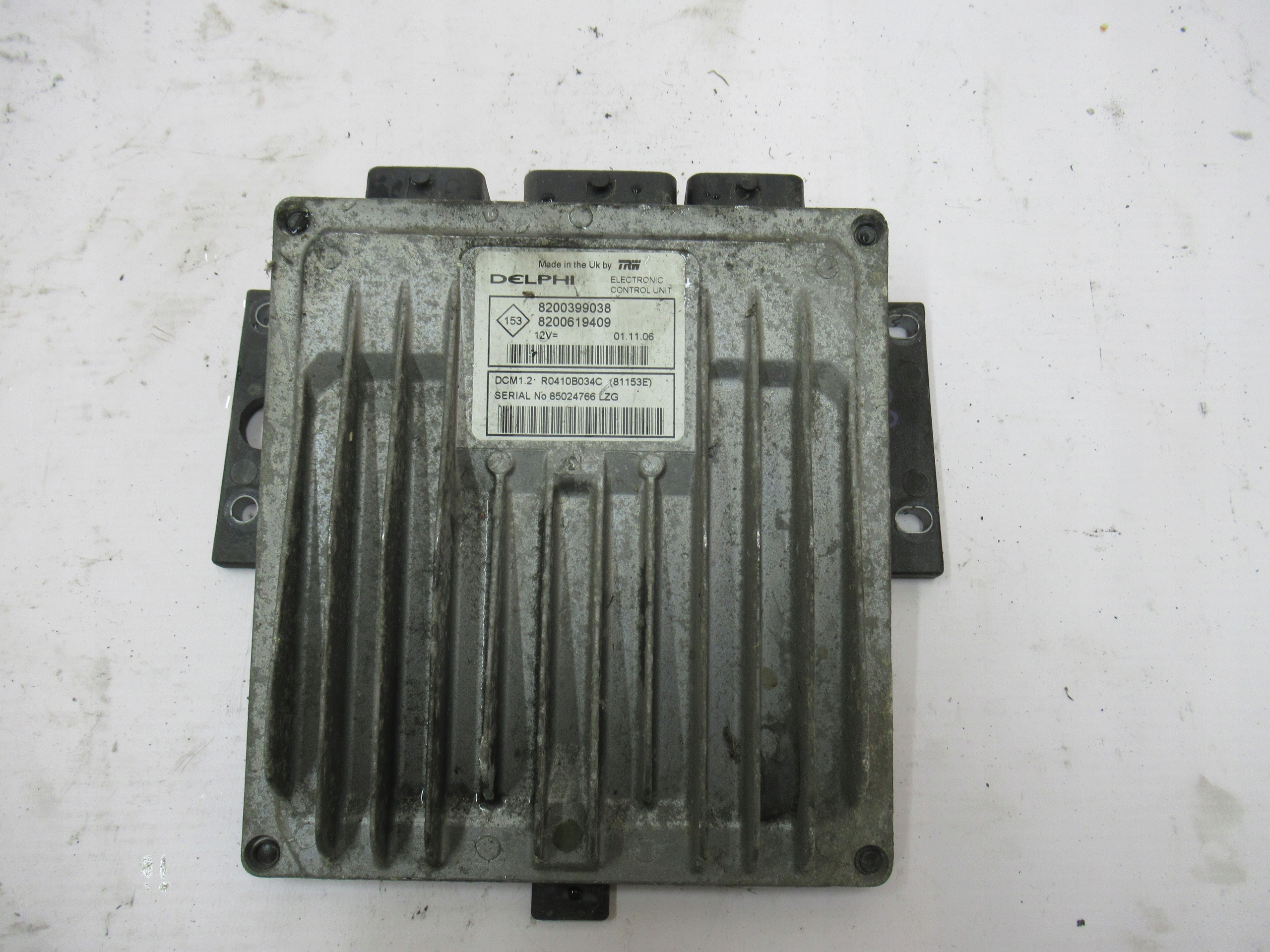 RIADIACA JEDNOTKA MOTORA NISSAN NOTE E11 1.5 DCI