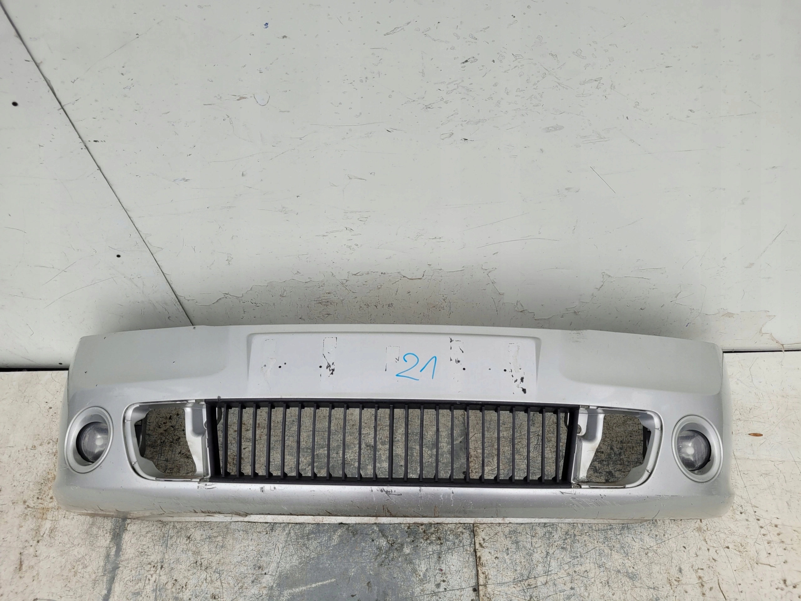 SKODA OCTAVIA II 2 RS PREDNÝ NÁRAZNÍK