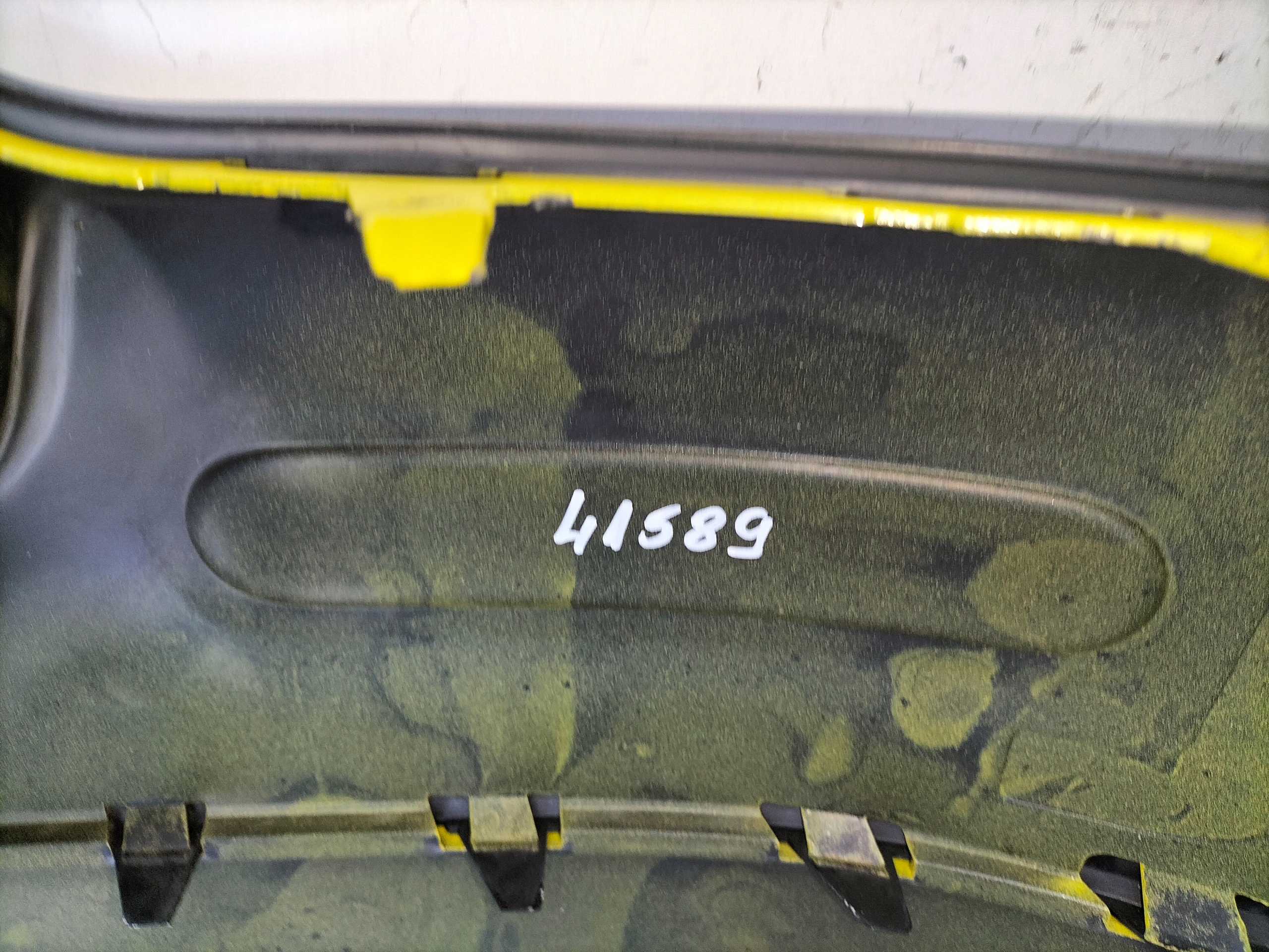 ZADNÝ NÁRAZNÍK CITROEN C4 CACTUS 14-