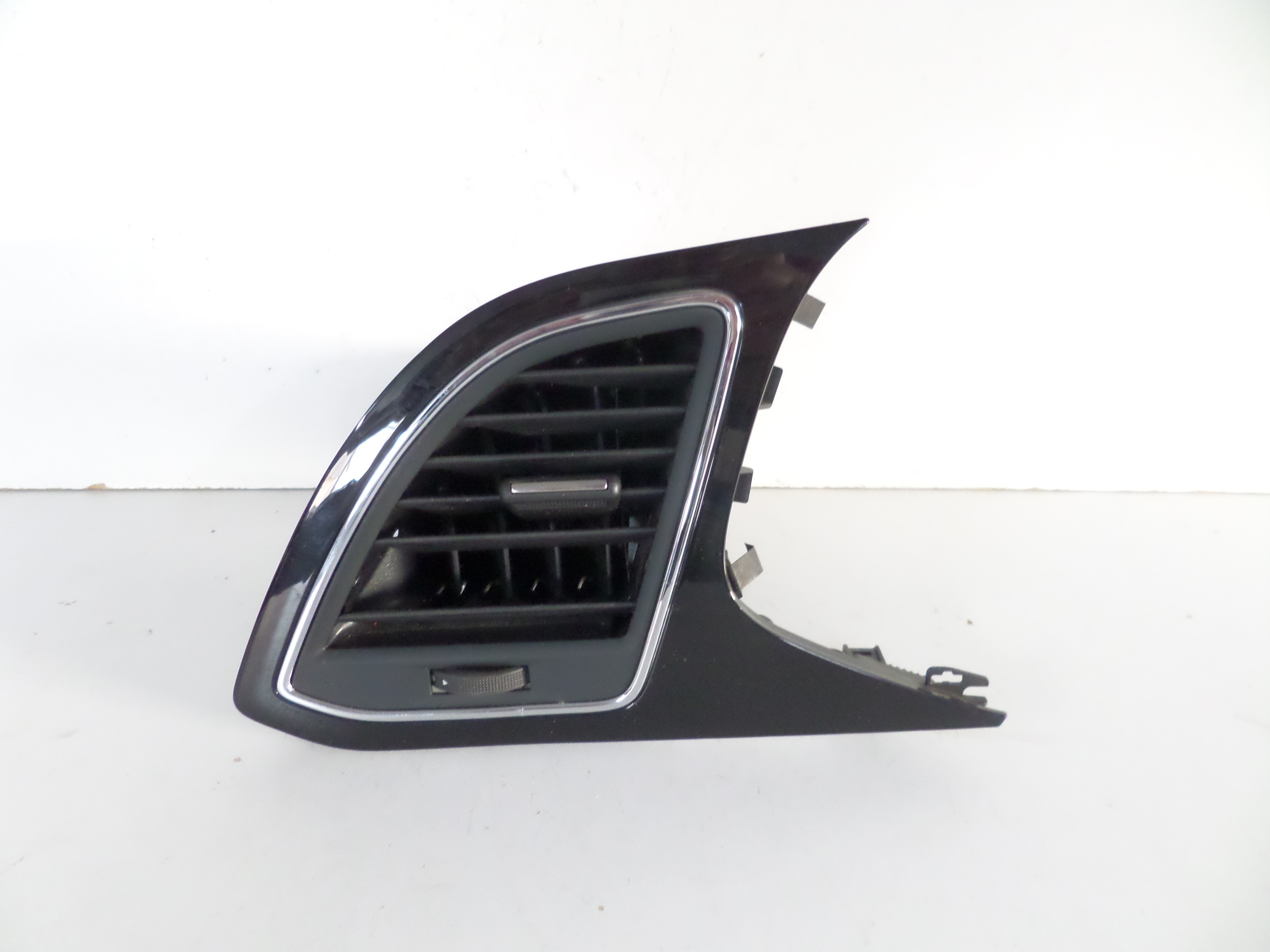 LAVY VYDUCH FUKAR KURENIA SEAT LEON III 12-