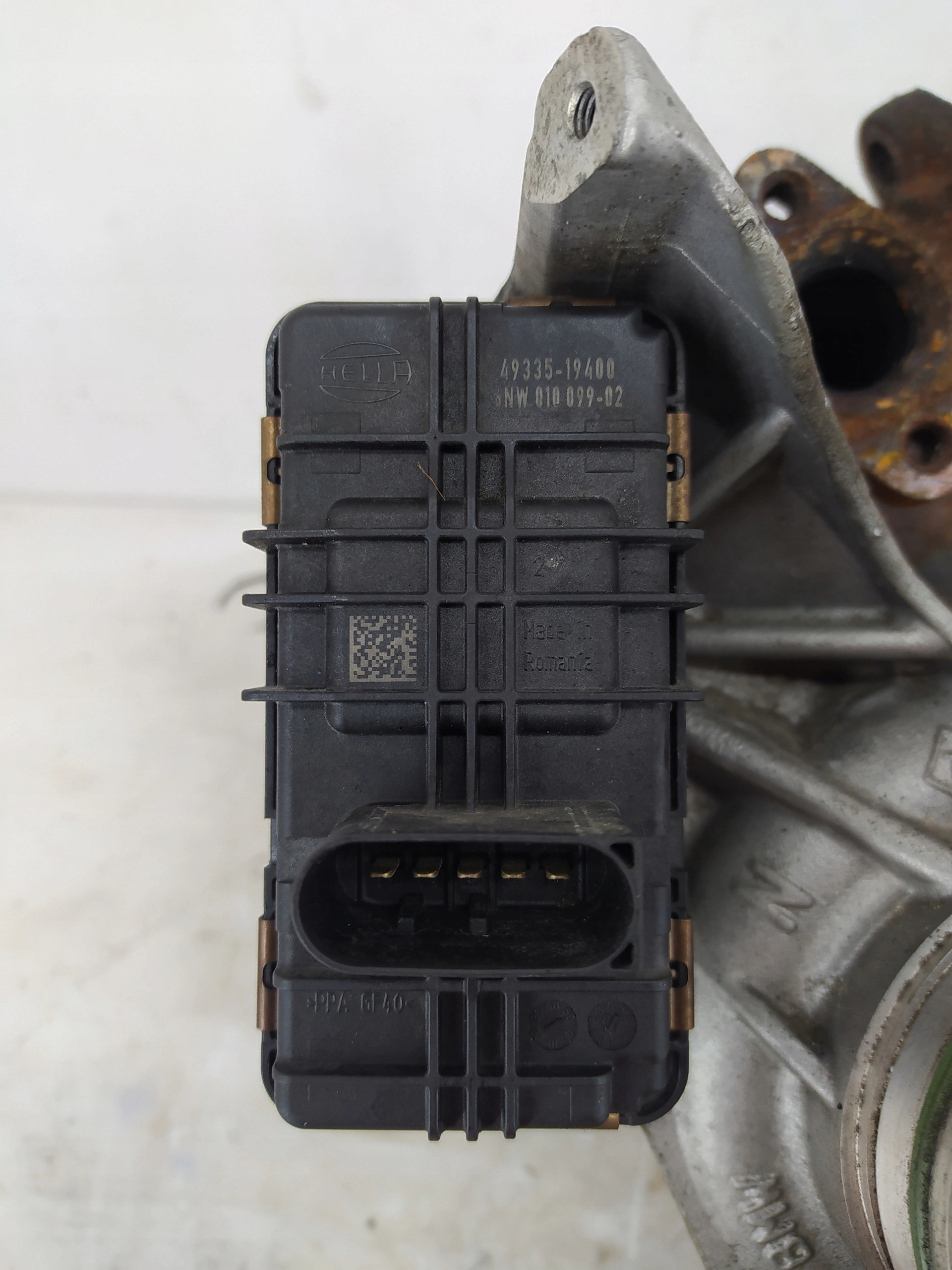 BMW F10 TURBO MECHANIZMUS 2.0 D 49335-19400 49335-00520