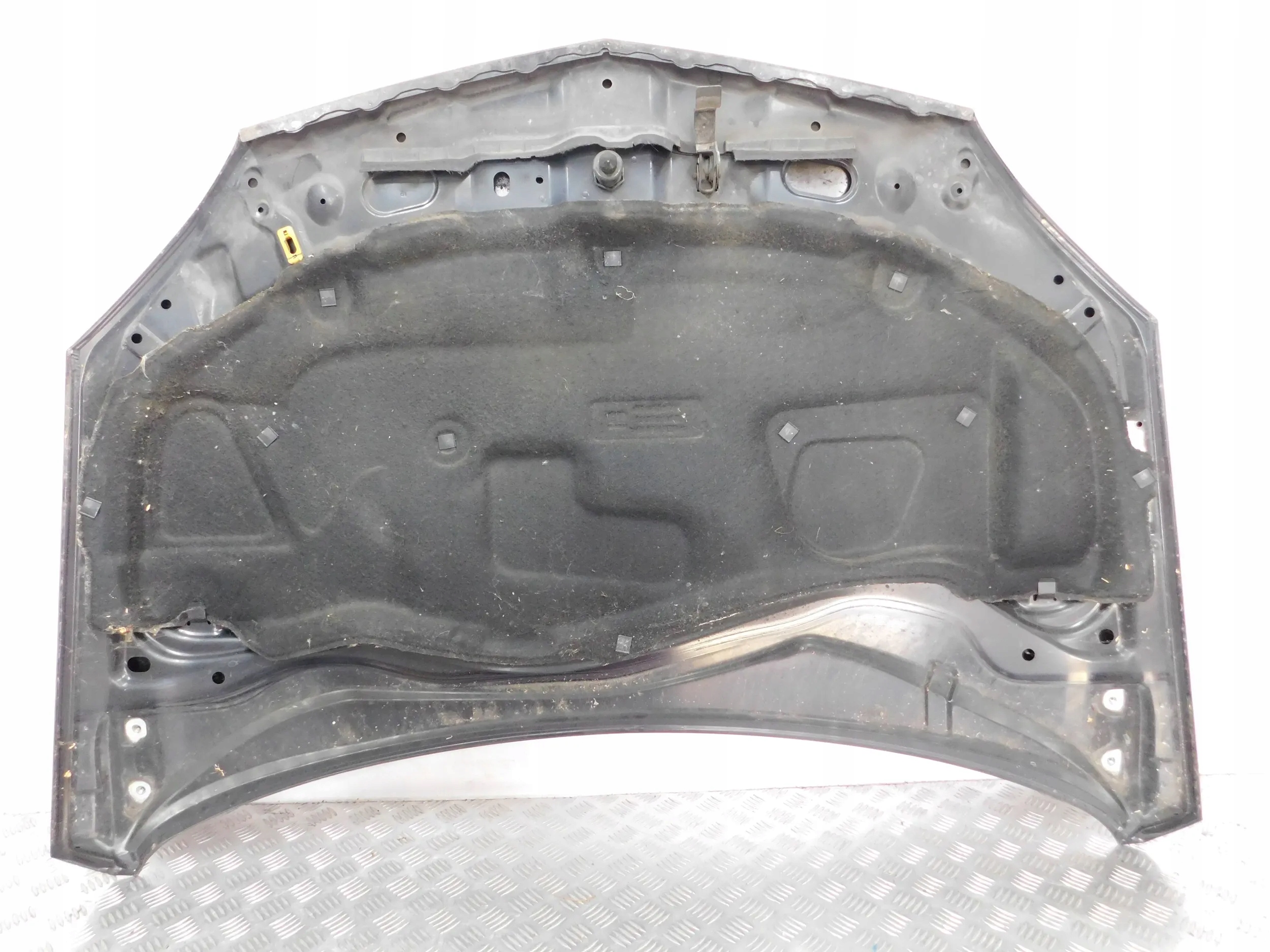 PREDNÁ KAPOTA OPEL TIGRA B