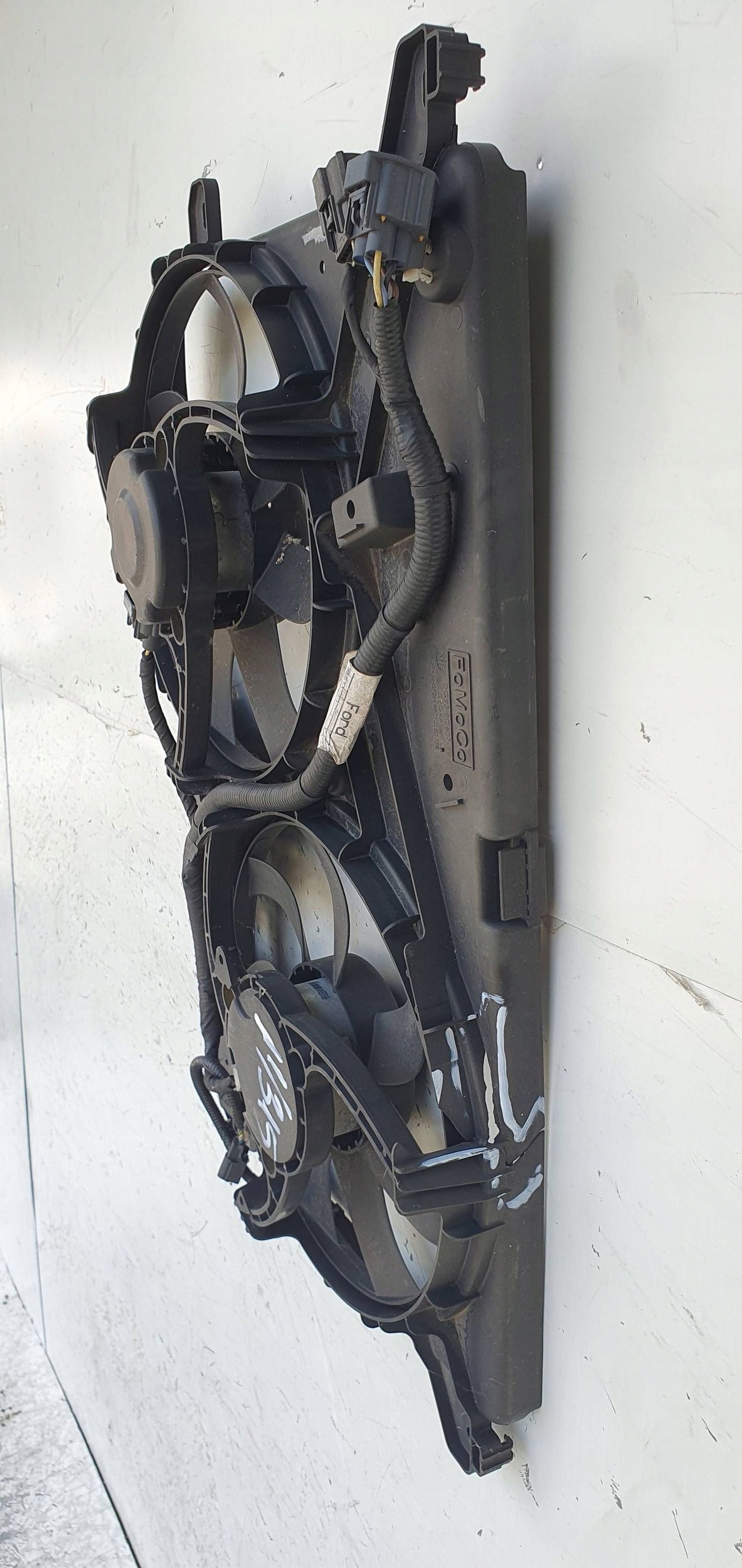 Ford Mondeo MK V 5 1.5 tdci DG93-8C607-EE VENTILATOR CHLADICA
