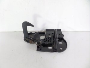 ZAMOK PREDNEJ KAPOTY VW PASSAT B6 3C0 05- ZAMOK PREDNEJ KAPOTY VW PASSAT B6 3C0 05-