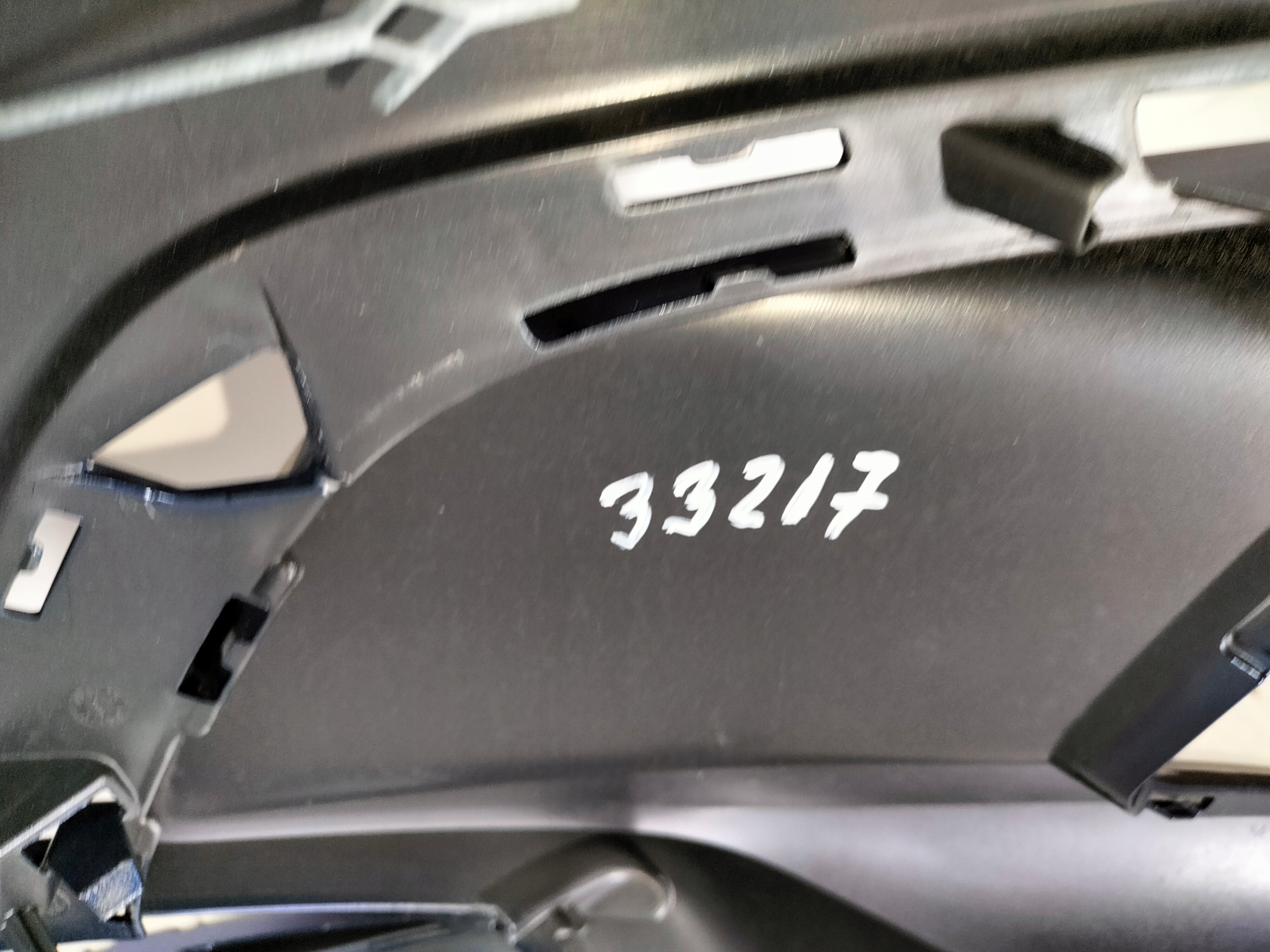 PREDNÝ NÁRAZNÍK AUDI A3 8Y 20-