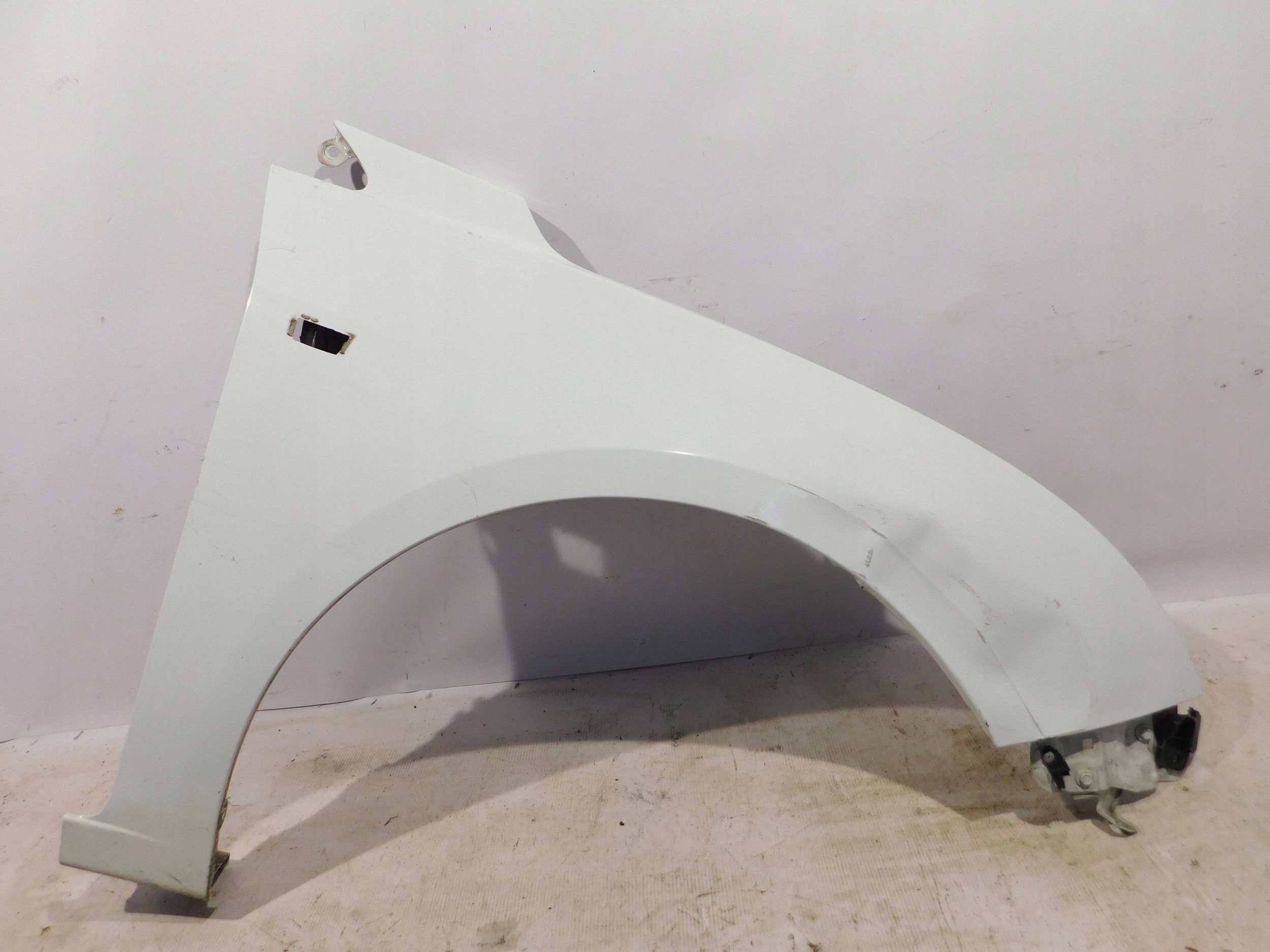 PRAVY PREDNY BLATNIK CHEVROLET CRUZE 09-