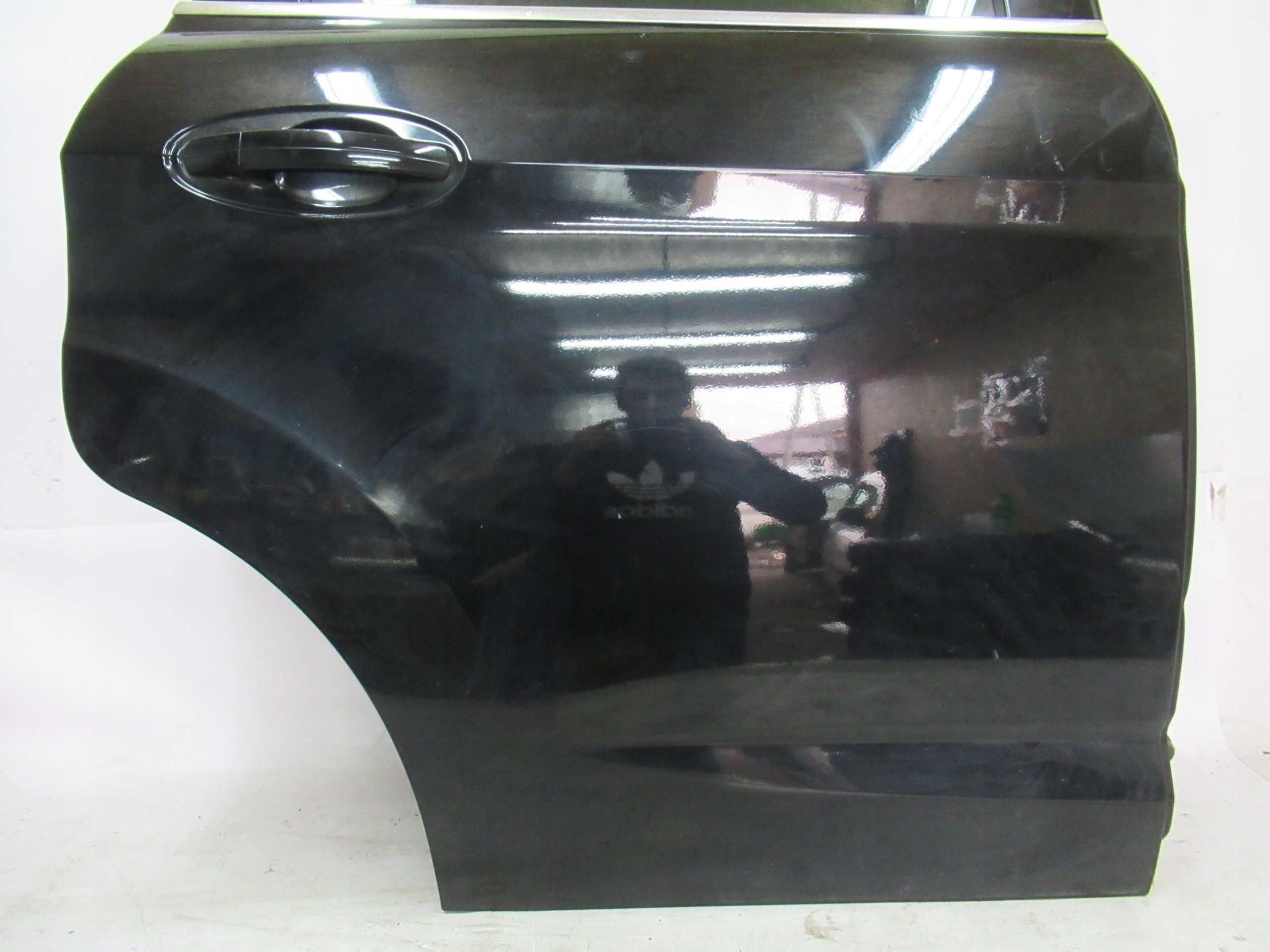 PRAVÉ ZADNÉ DVERE FORD C-MAX II 10-