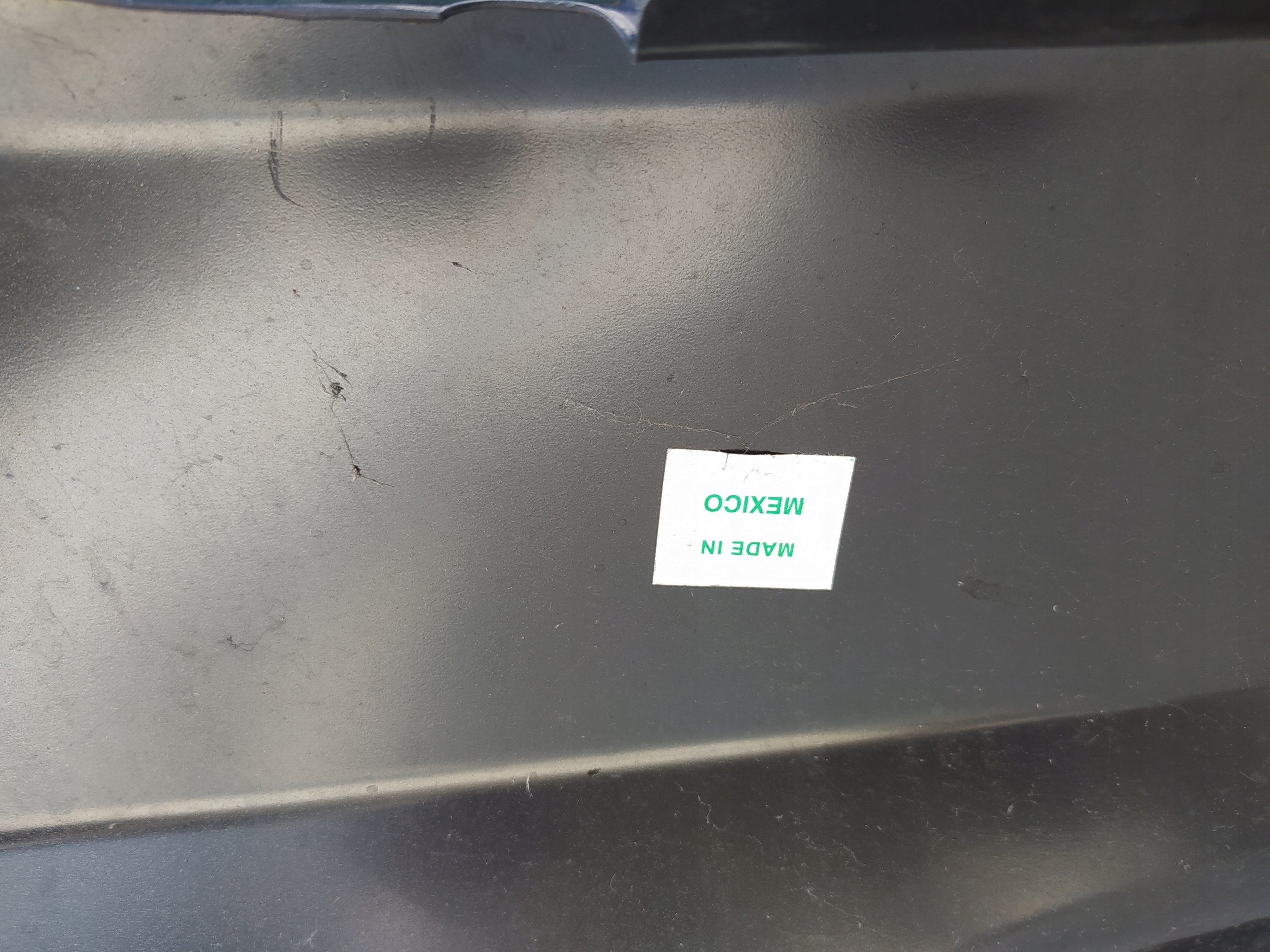 DODGE JOURNEY ĽAVÝ PREDNÝ BLATNÍK